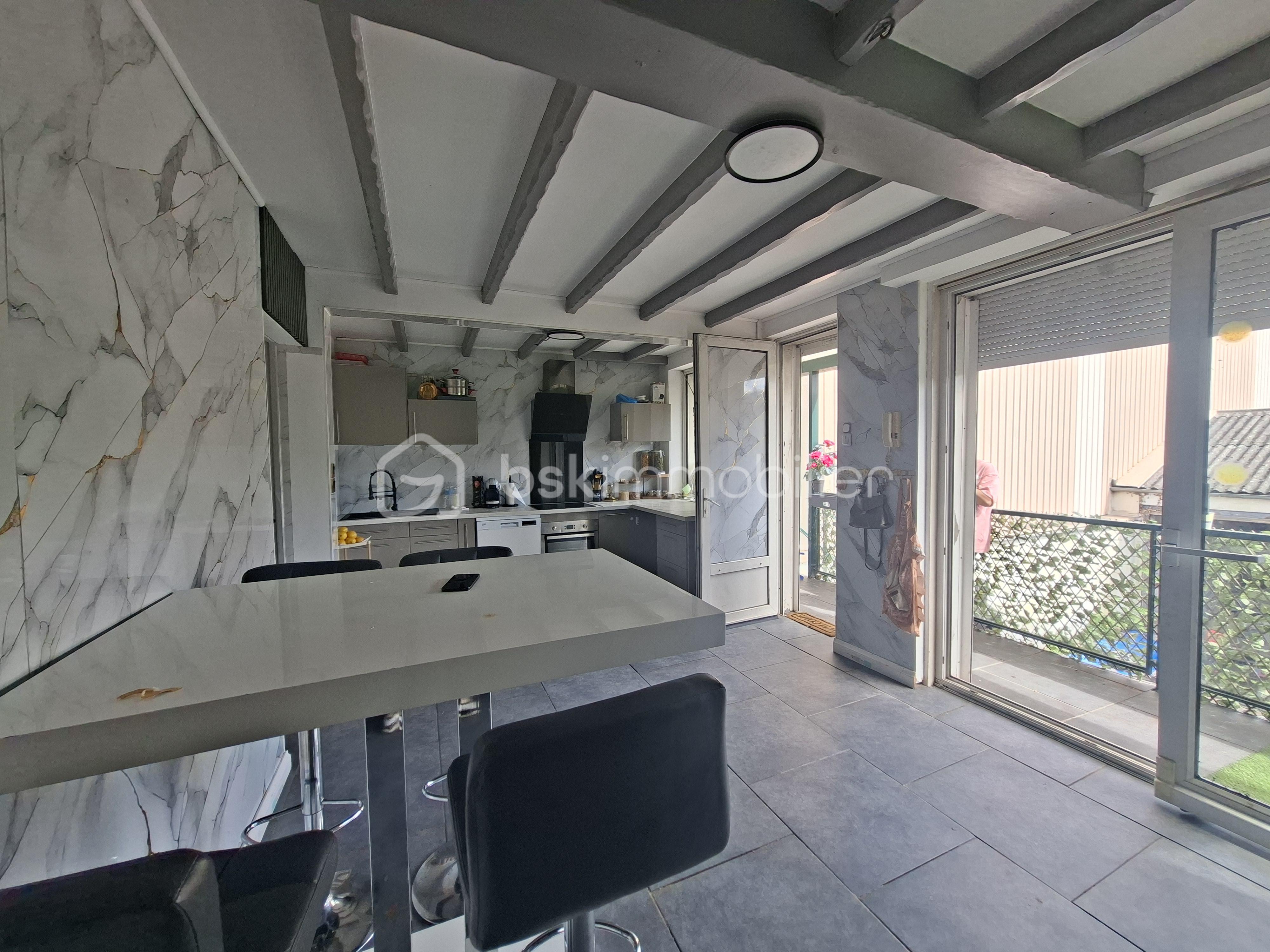 Maison 5 pièces 233 m² · à Auchel · 233 m² · 135 000 €