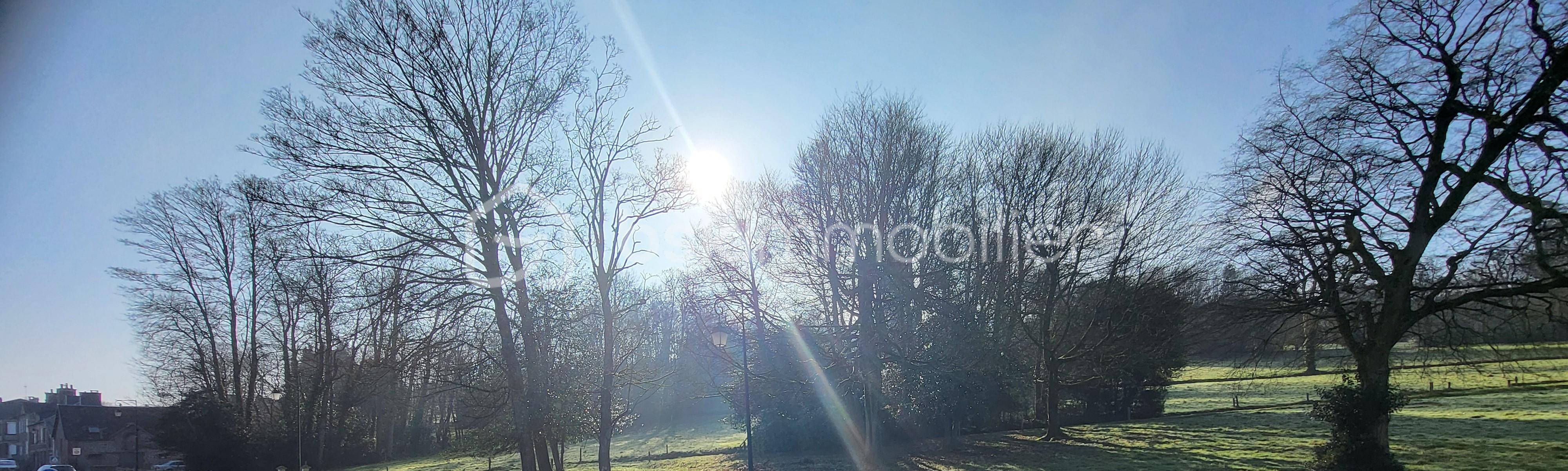 Maison de village de 147 m² - SENE vue sur chateau 1 du RDC.jpg