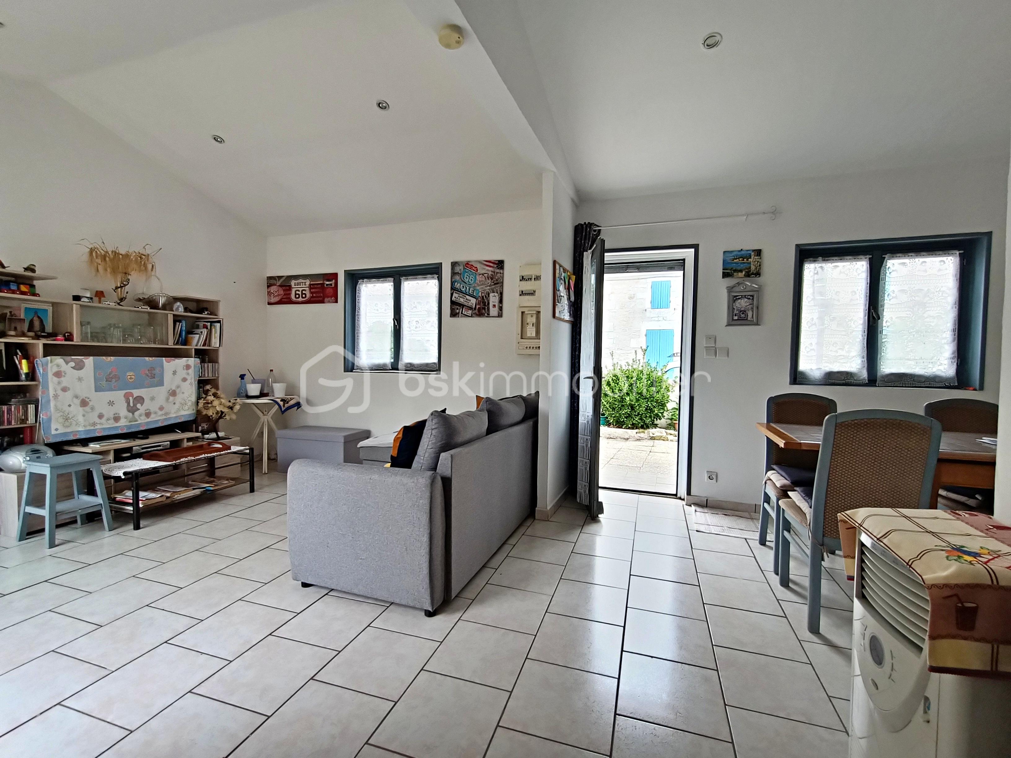 Maison de village de 48,10 m² - Pièce de vie.jpg