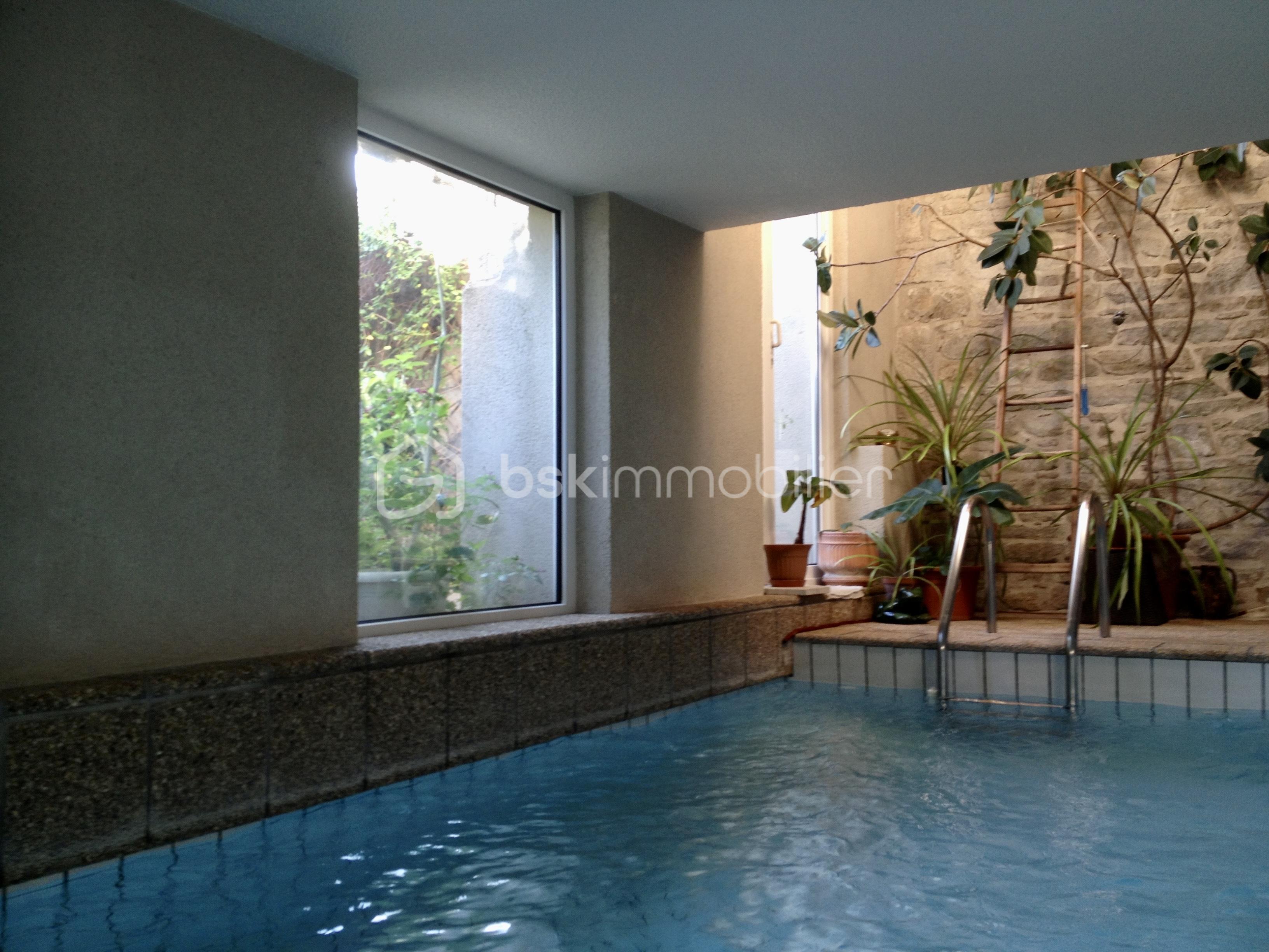 Immeuble mixte de 318 m² - 11 BASSIN copie.jpg