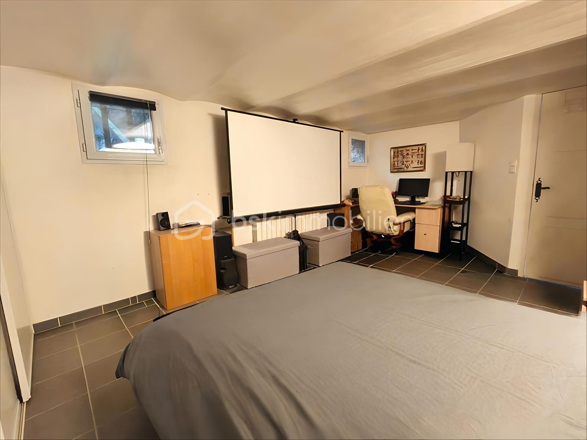 Maison de 105 m² - Chambre sous sol 2.jpg