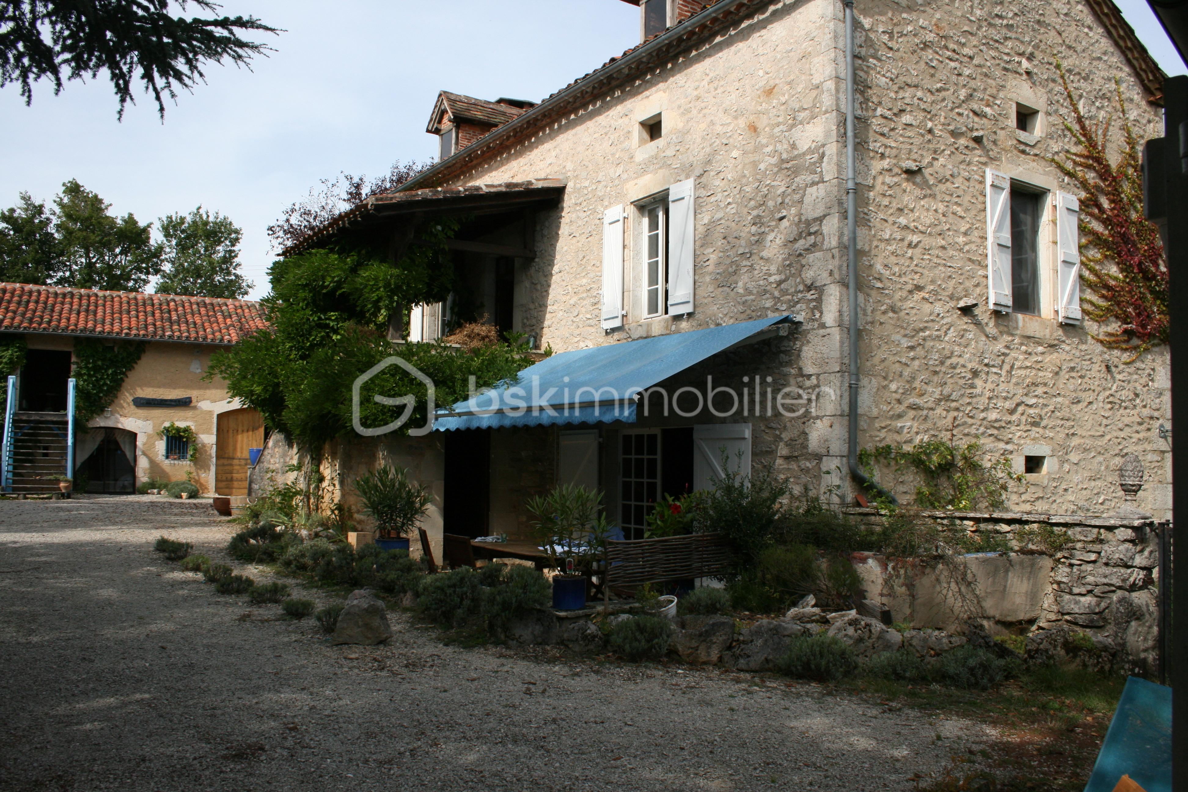 Corps de ferme de 474 m² - IMG_2693.JPG