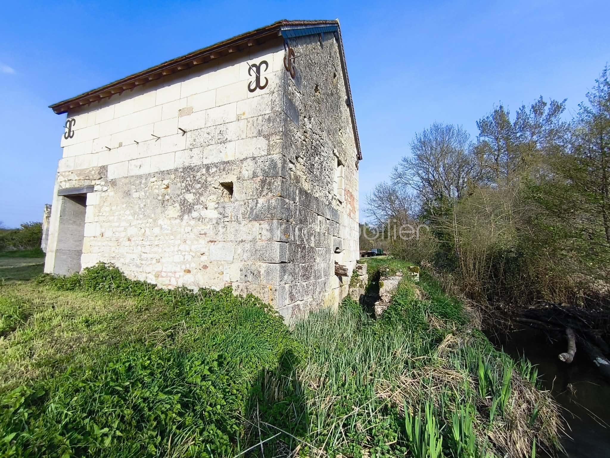 e833d75f-c700-4836-a961-c33ff6c4770f.jfif