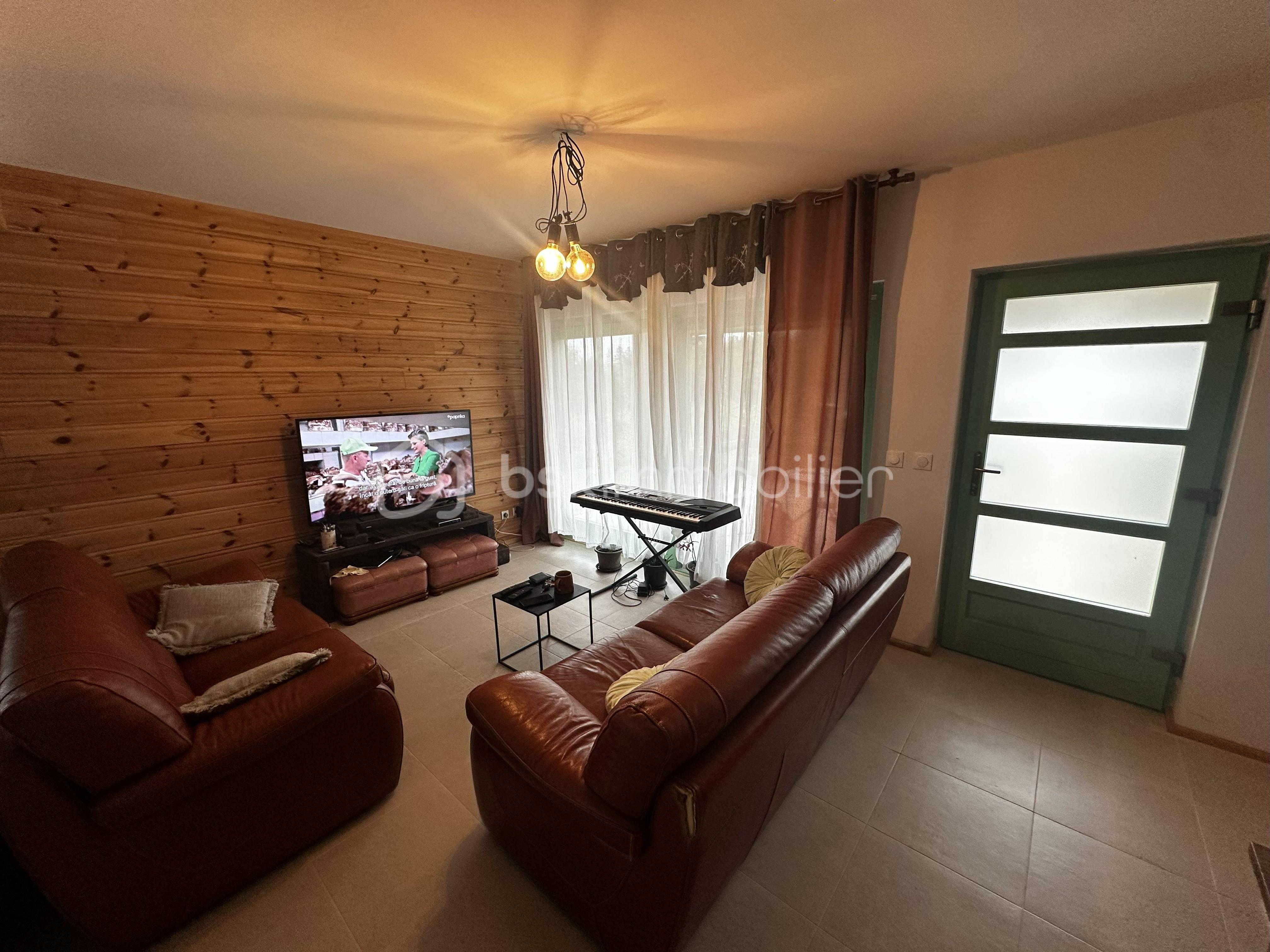 Maison de 83 m² - salon.jpg