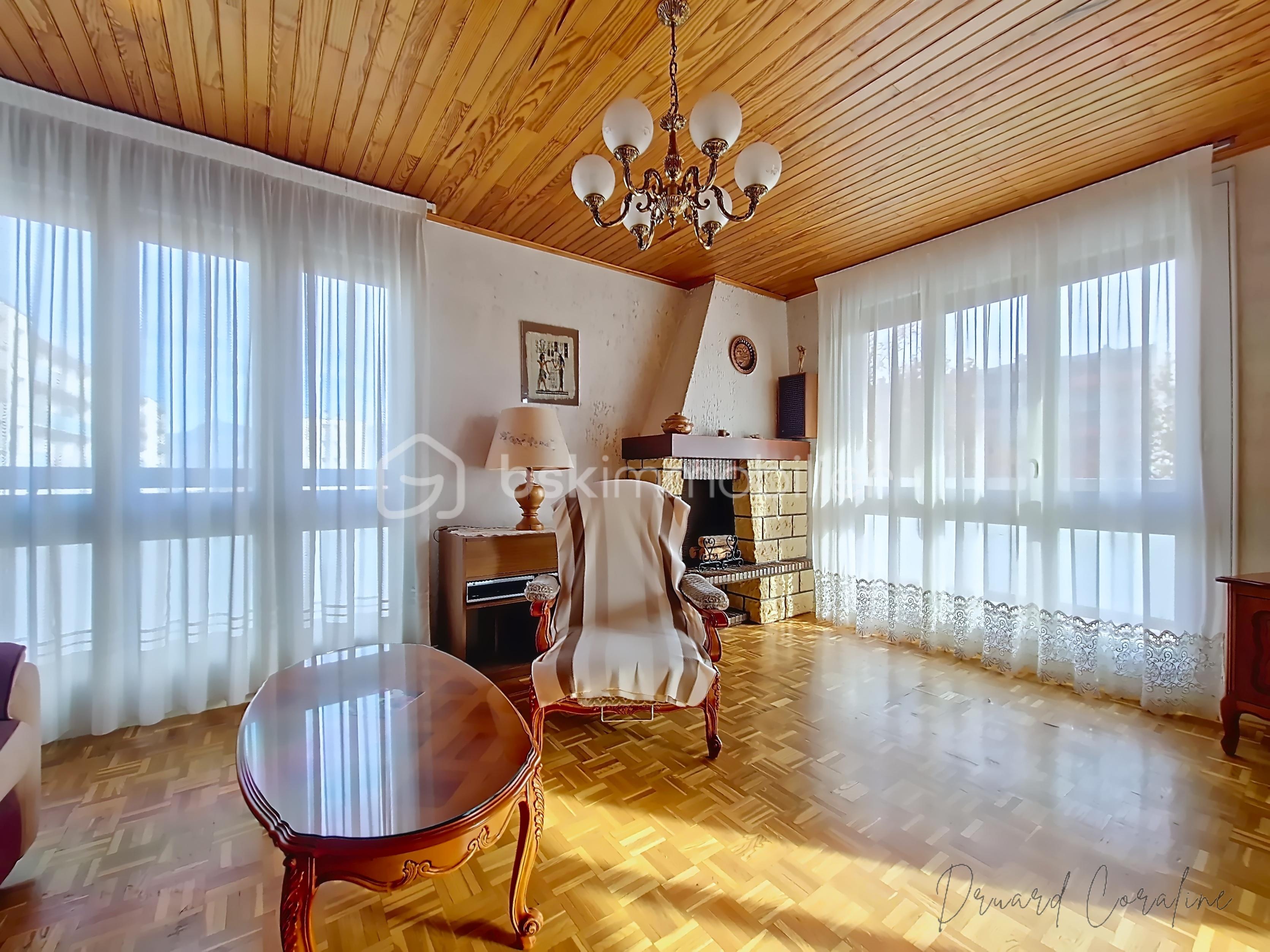 Appartement de 103,54 m² - vayr_00011.jpeg