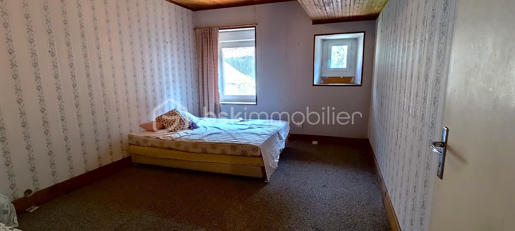 Maison de 120 m² - Chambre 2 etage 1.jpg