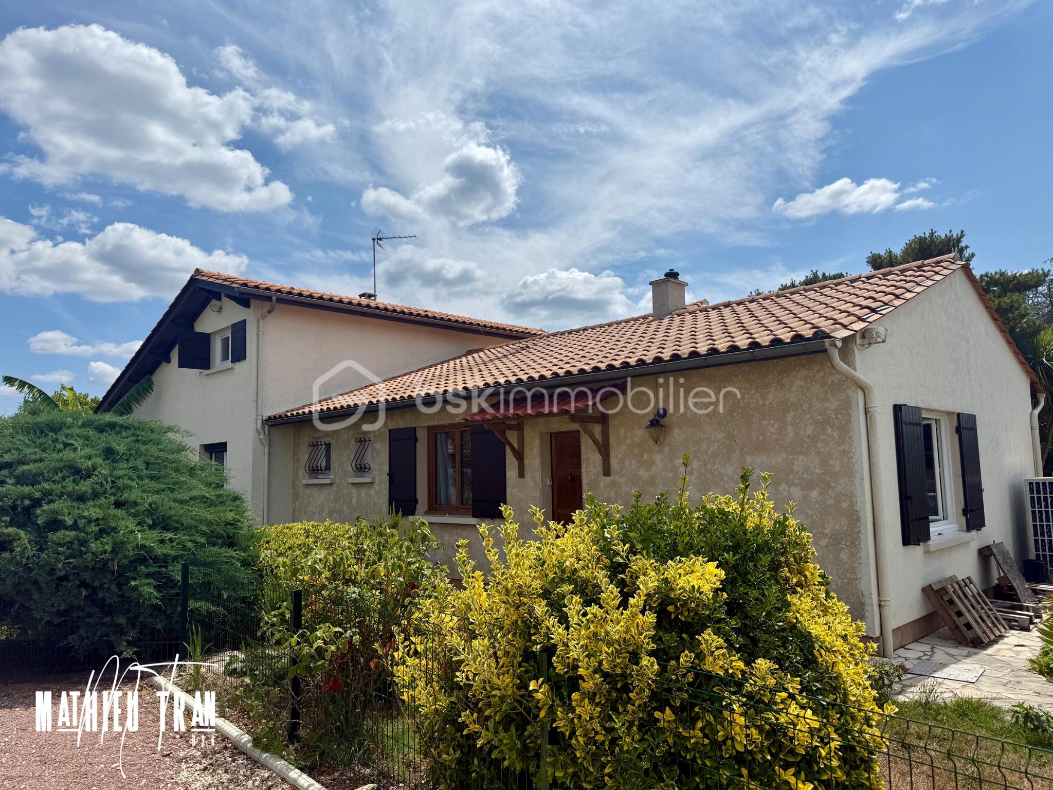 Maison de 148 m² - TERRAIN A BÂTIR.png