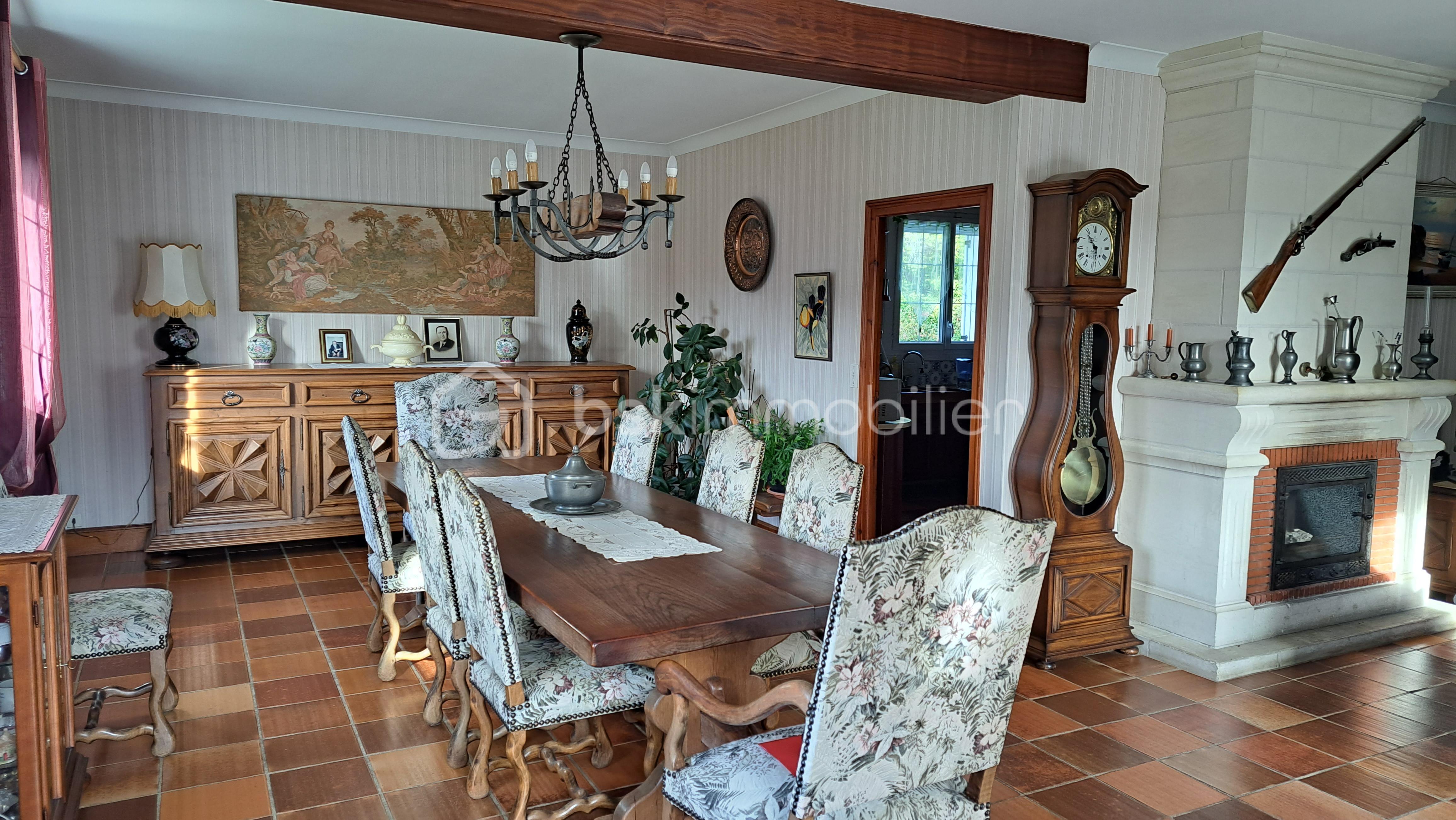 Maison traditionnelle de 211 m² - 20231019_103001.jpg