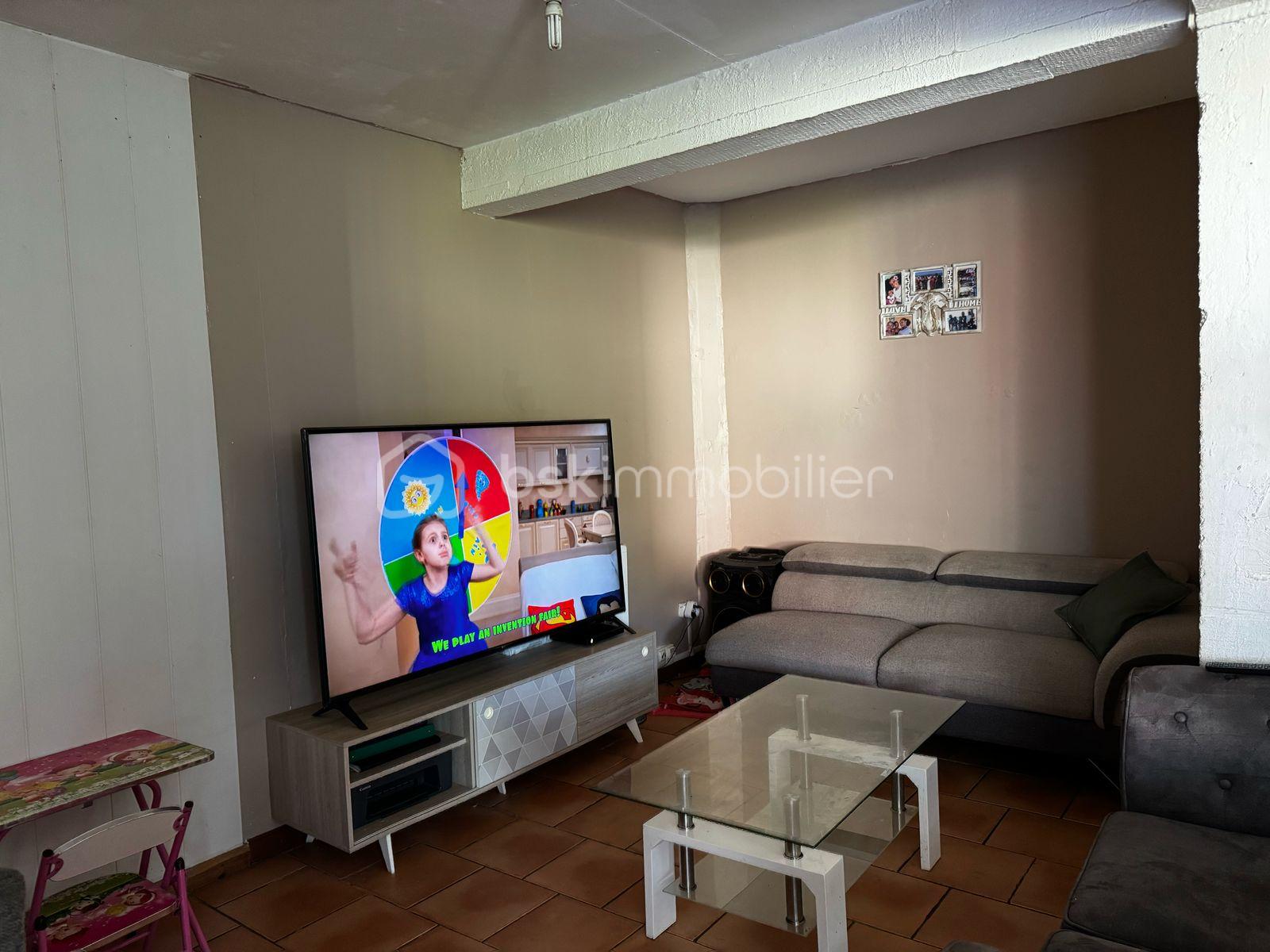 Immeuble de 237 m² - WhatsApp Image 2025-08-13 à 18.05.18_84a3006a.jpg