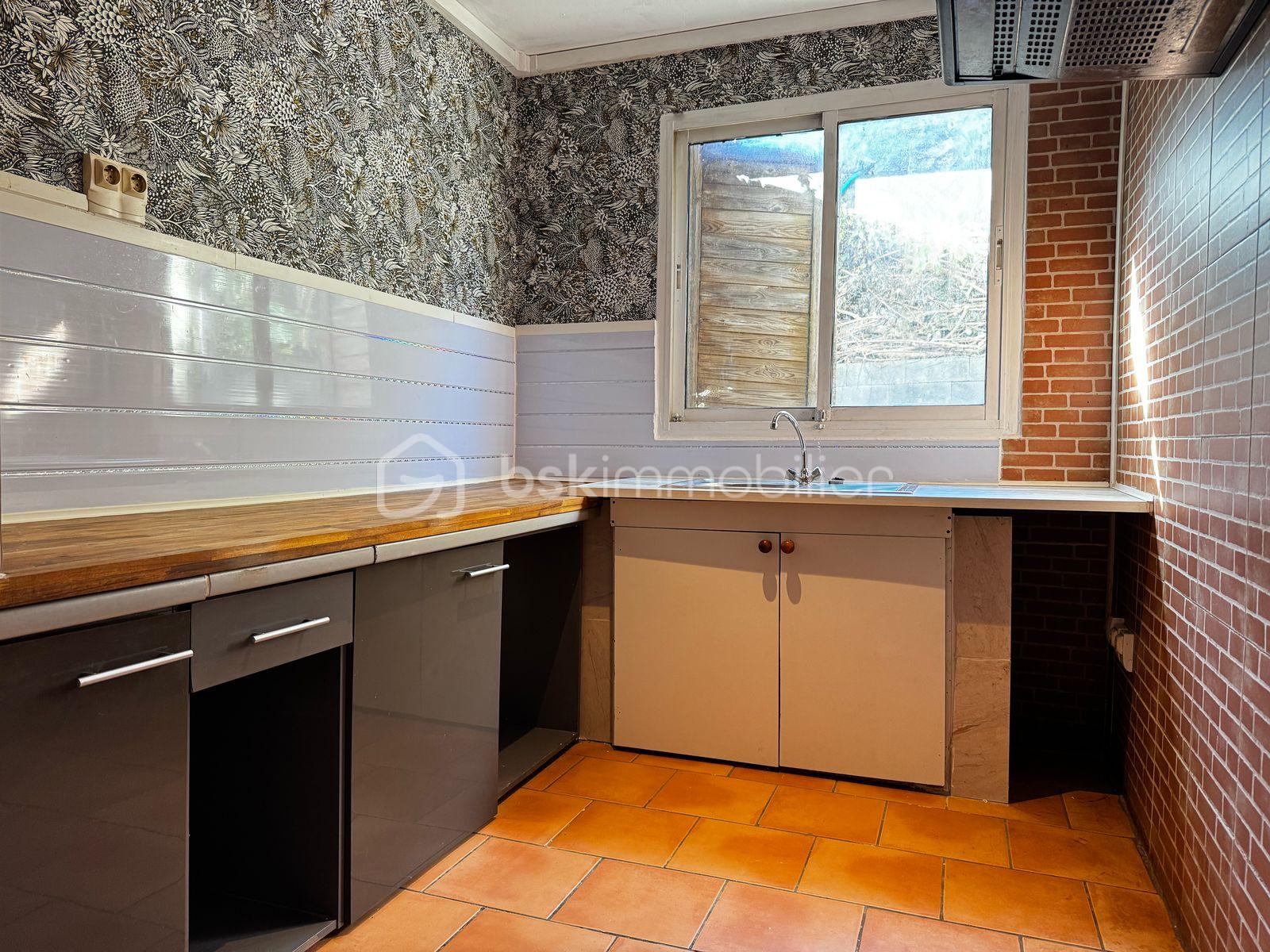 Immeuble de 237 m² - WhatsApp Image 2025-08-13 à 18.06.45_09829920.jpg