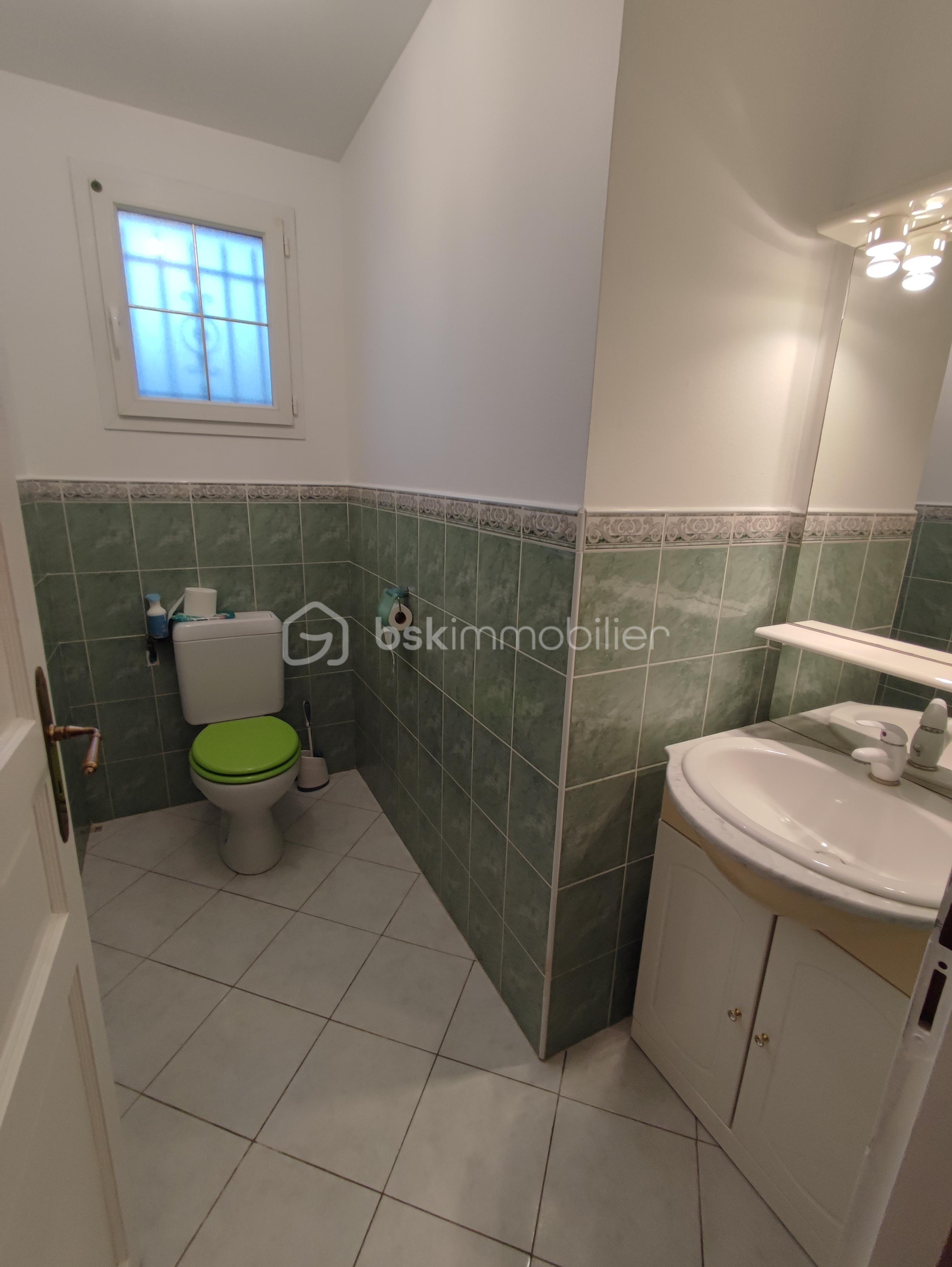 Pavillon de 104,34 m² - 1764075835582.jpg