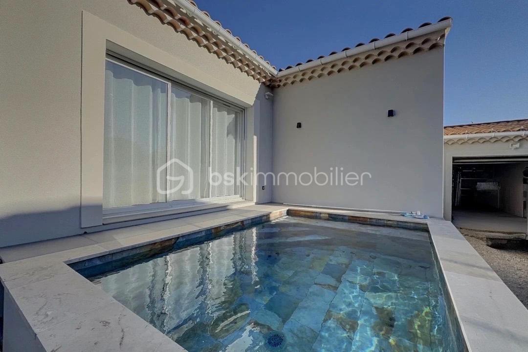 Maison contemporaine de 87 m² - DDFE0BC7-BC46-7FA7-3D3E-175B36CCDDAF.jpg