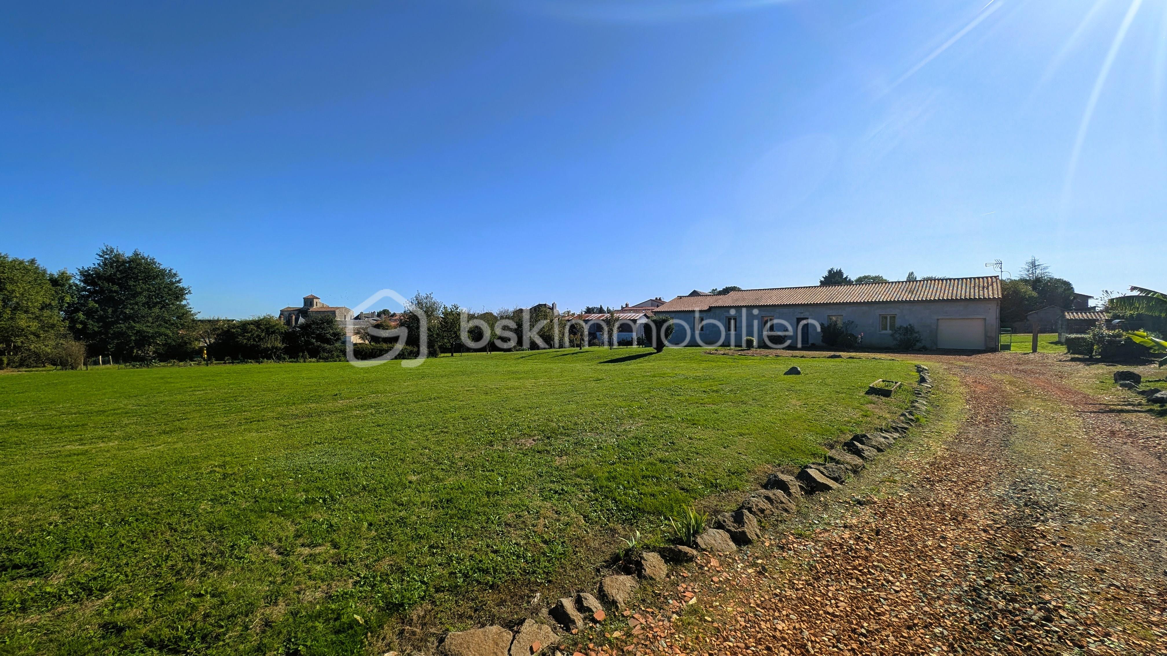 Maison traditionnelle de 176 m² - 2.jpg