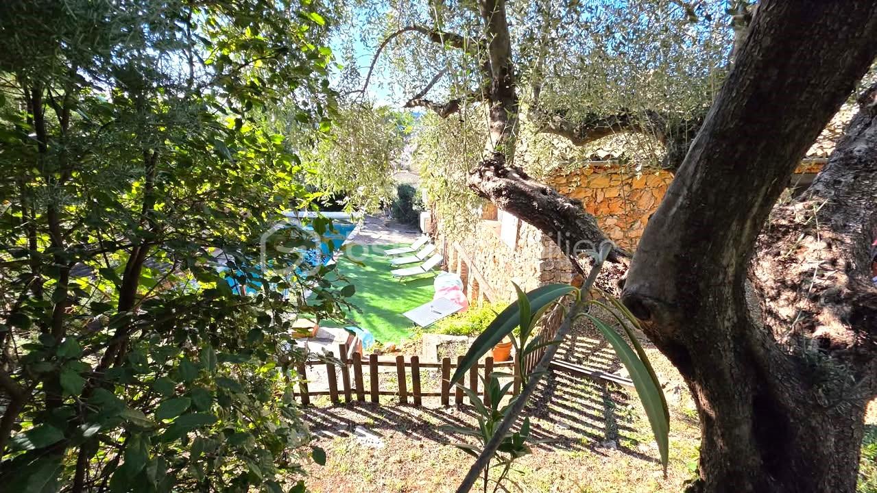 Maison en pierre de 184 m² - 8.jpg