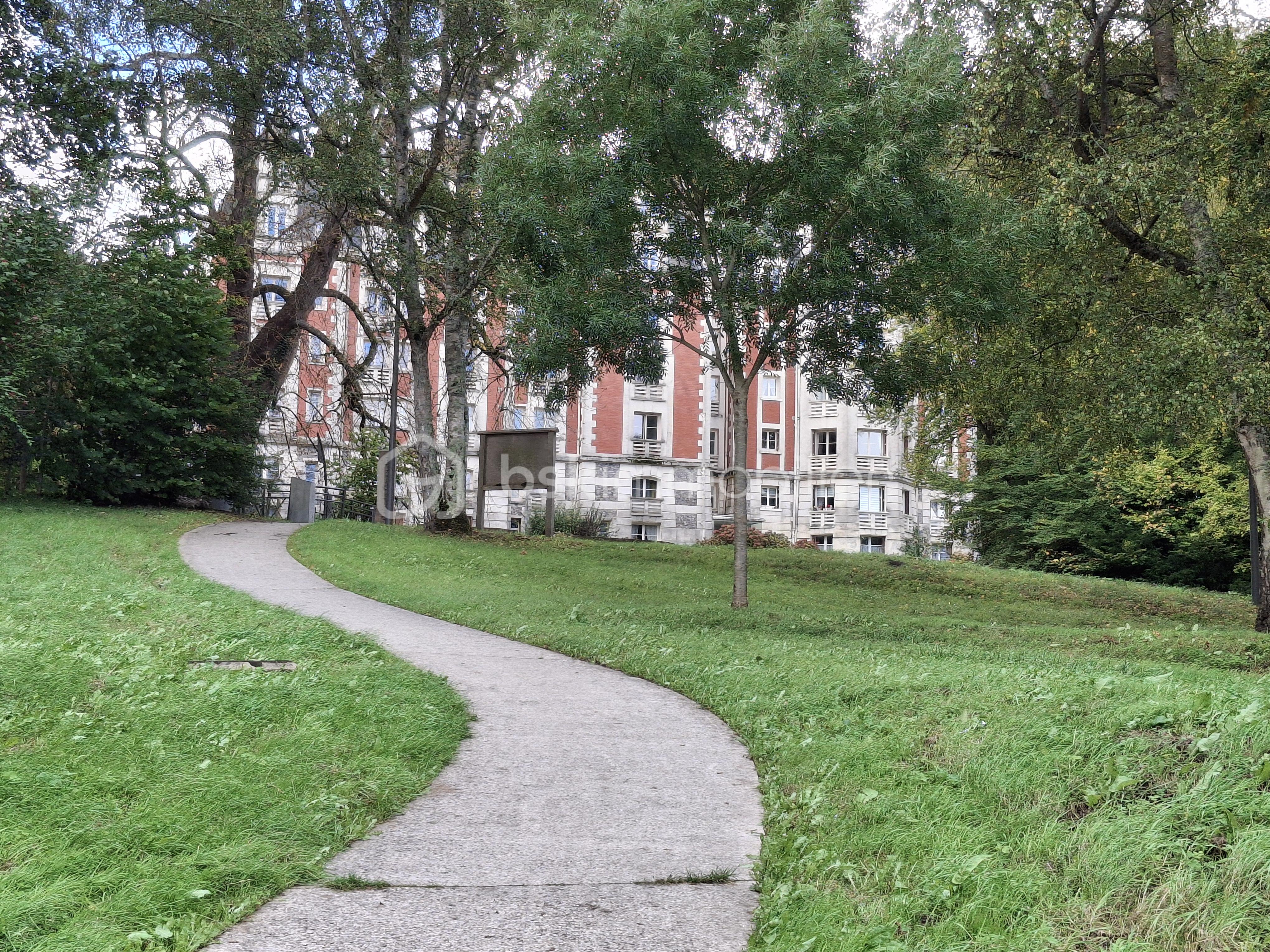 Façade résidence EST 2 paysage.png