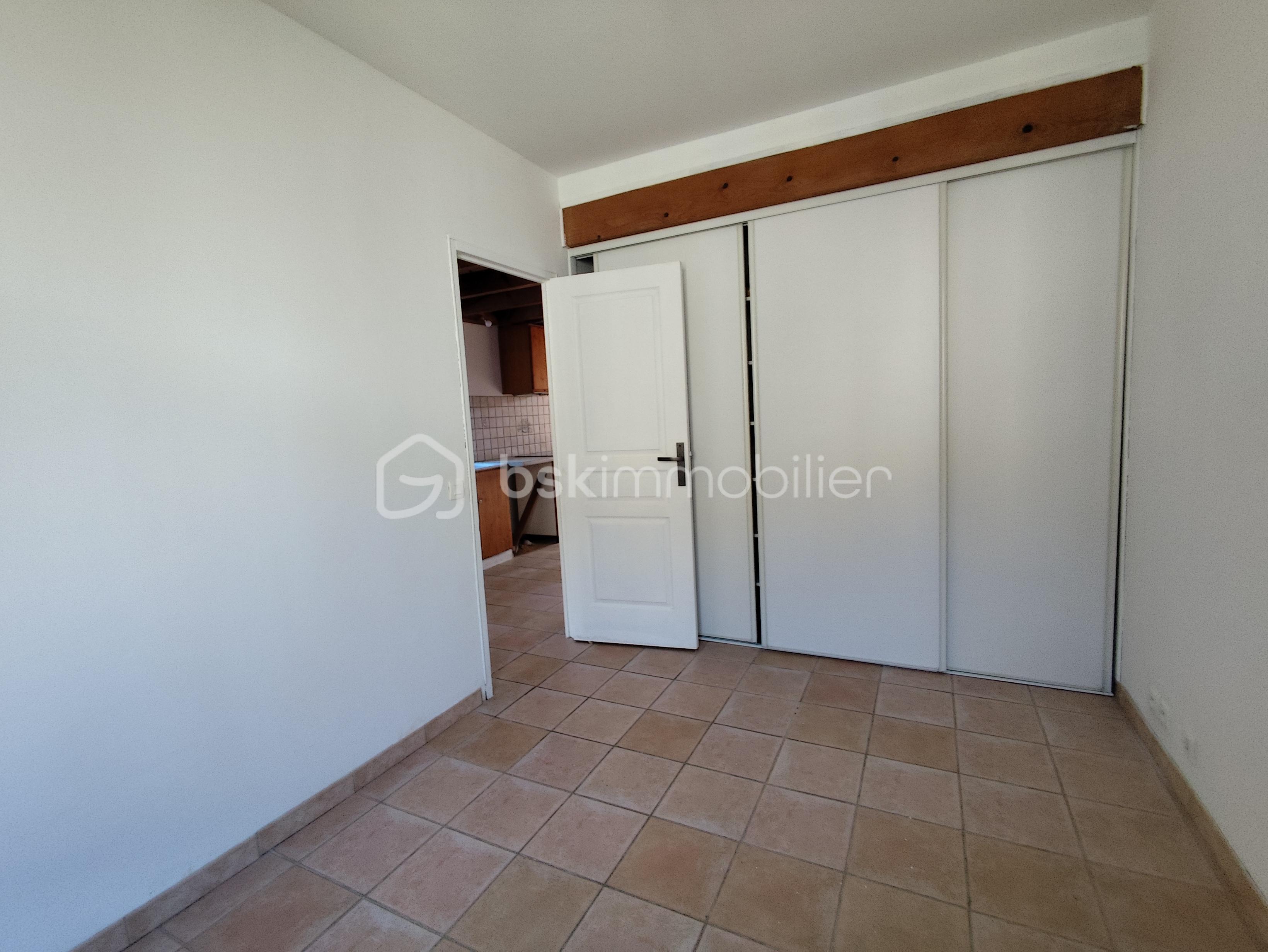 Immeuble mixte de 140 m² - IMG_20260111_140509.jpg