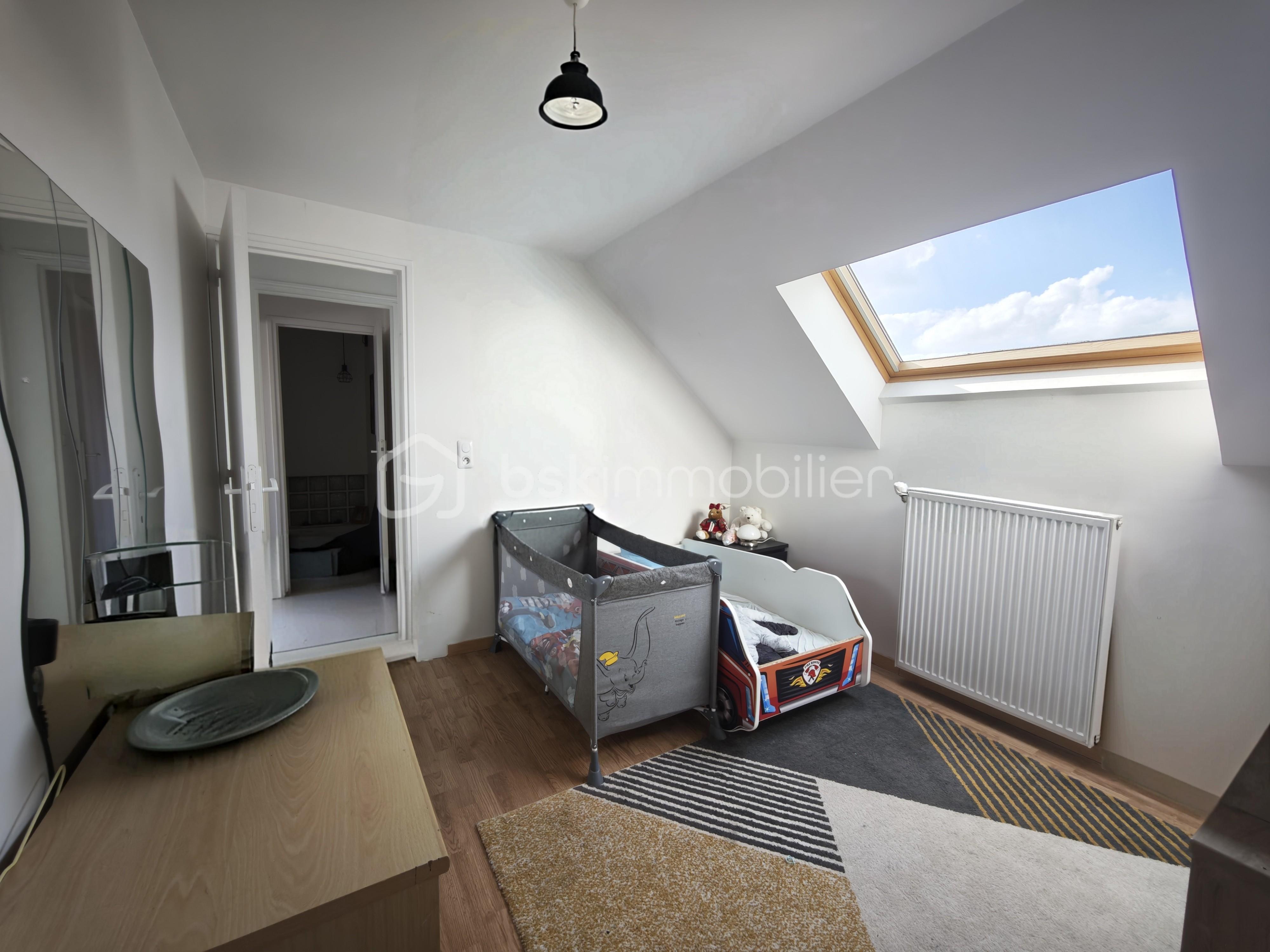 Maison de 140 m² - chambre 3 etage.jpeg