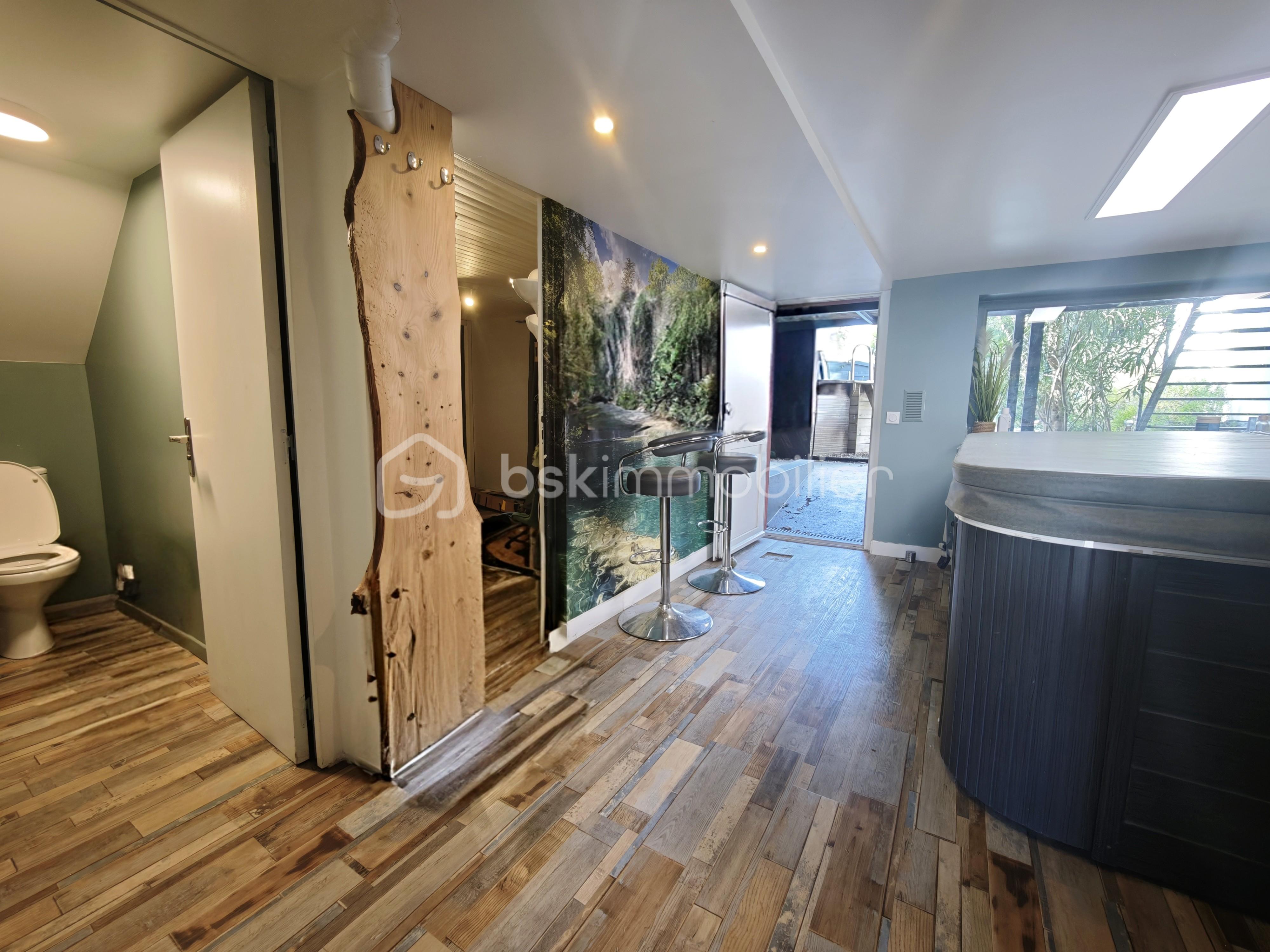 Maison de 140 m² - jacuzzi rez de jardin.jpeg