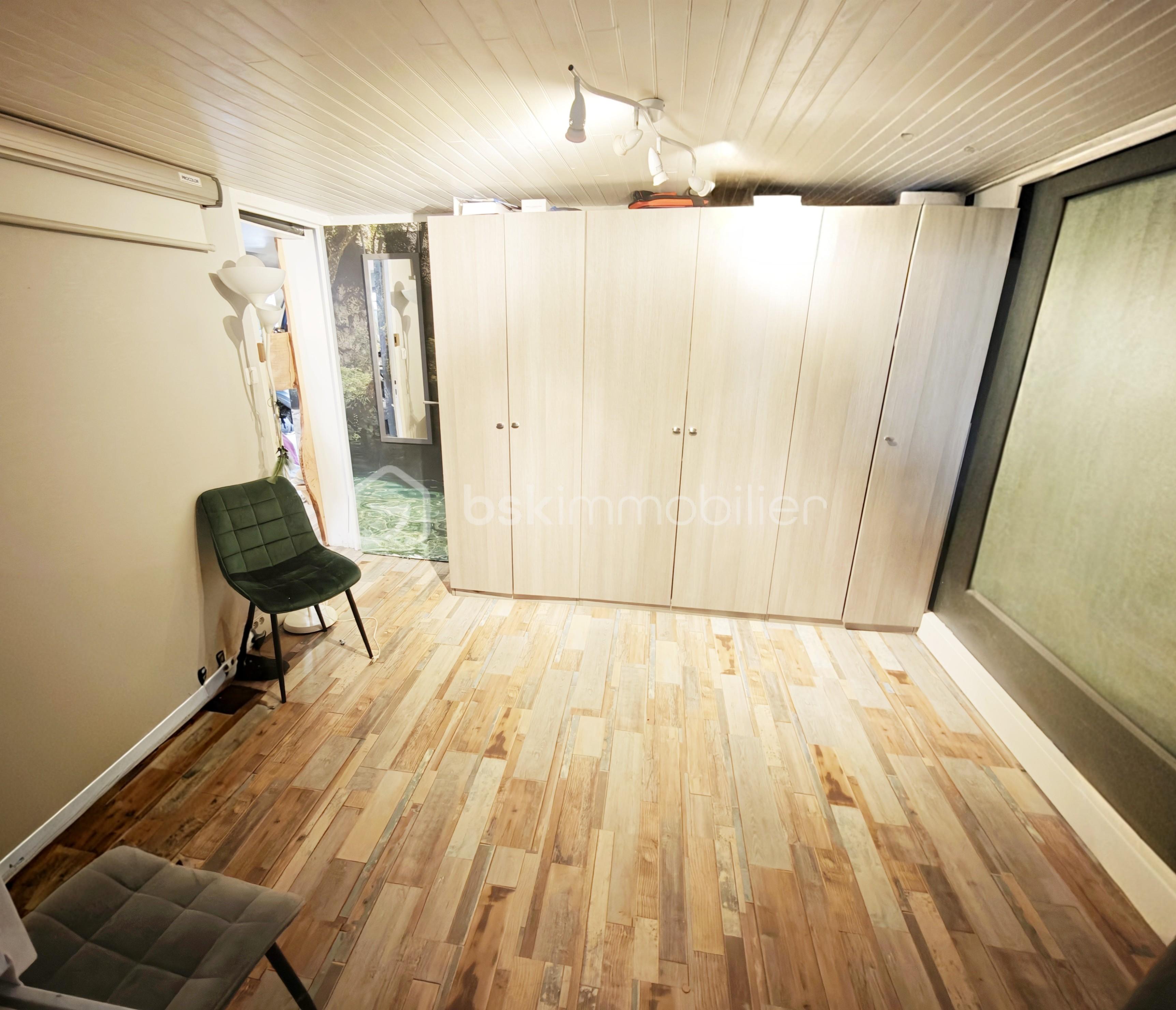 Maison de 140 m² - chambre rez de jardin.jpeg