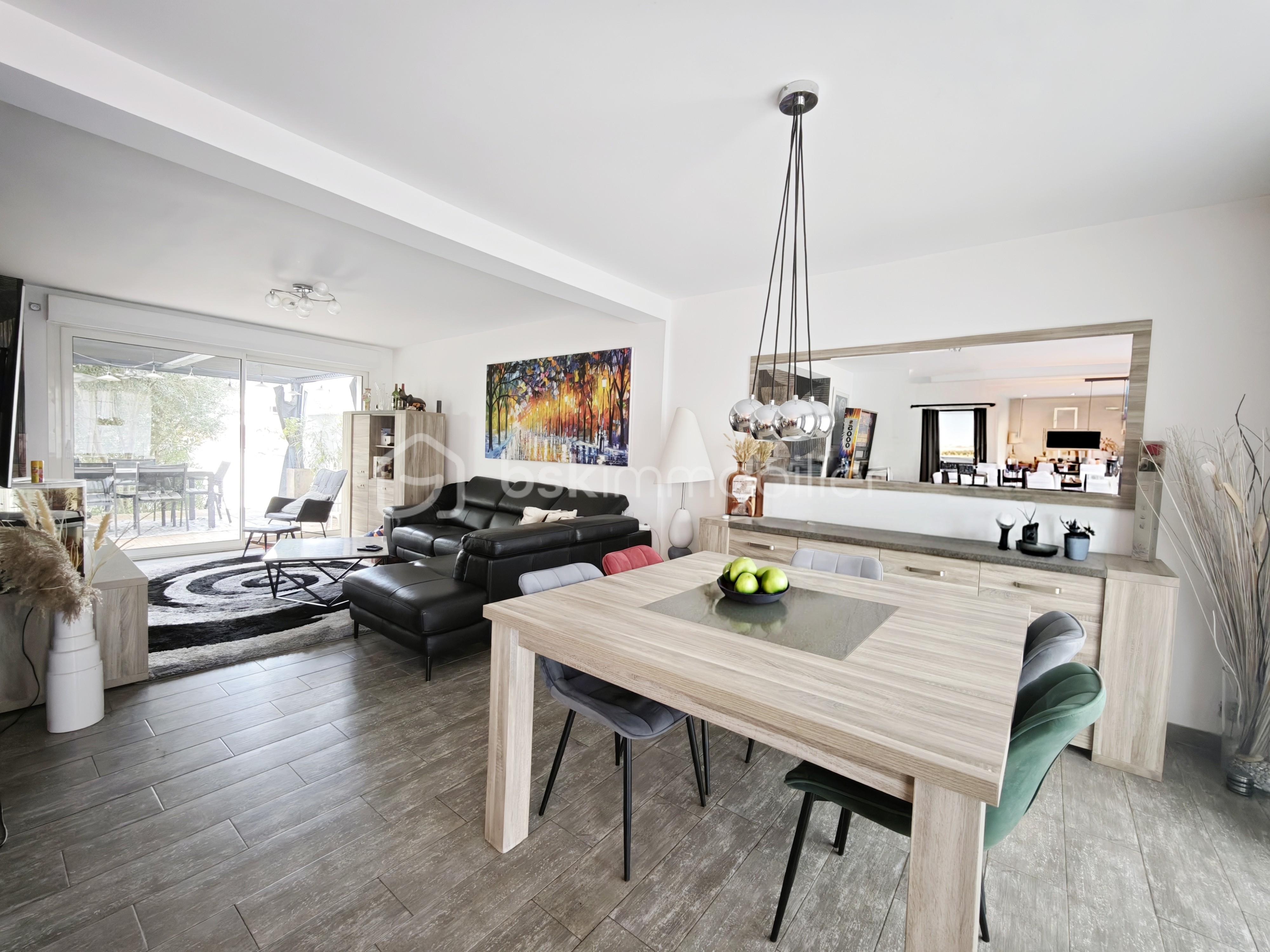 Maison de 140 m² - sejour double.jpeg