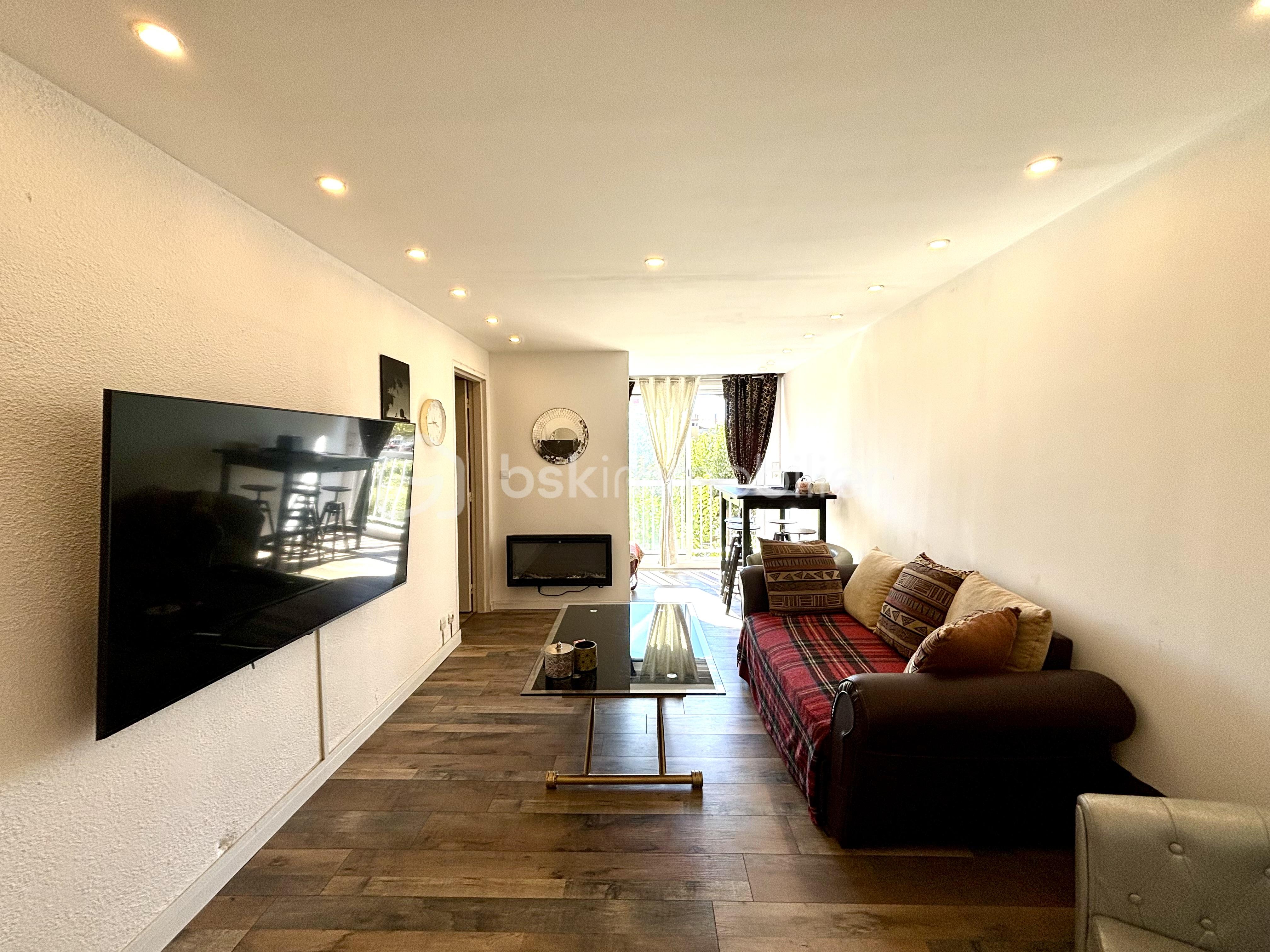 Appartement de 40 m² - sael8FlkEasuIIzi713LDKnWwk5EtTxDsRoiEUXO.jpg