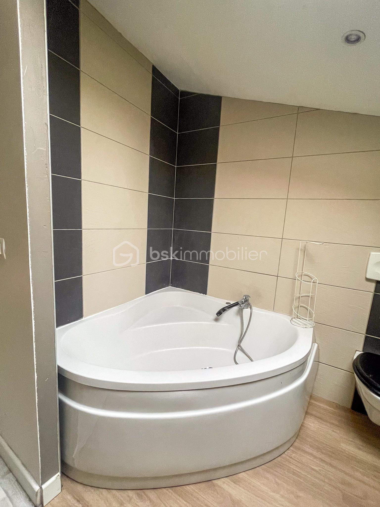 Aubenas Grenette-3.jpg