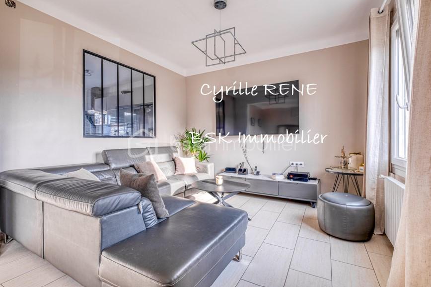 Maison de 160 m² - salon 1.jpg