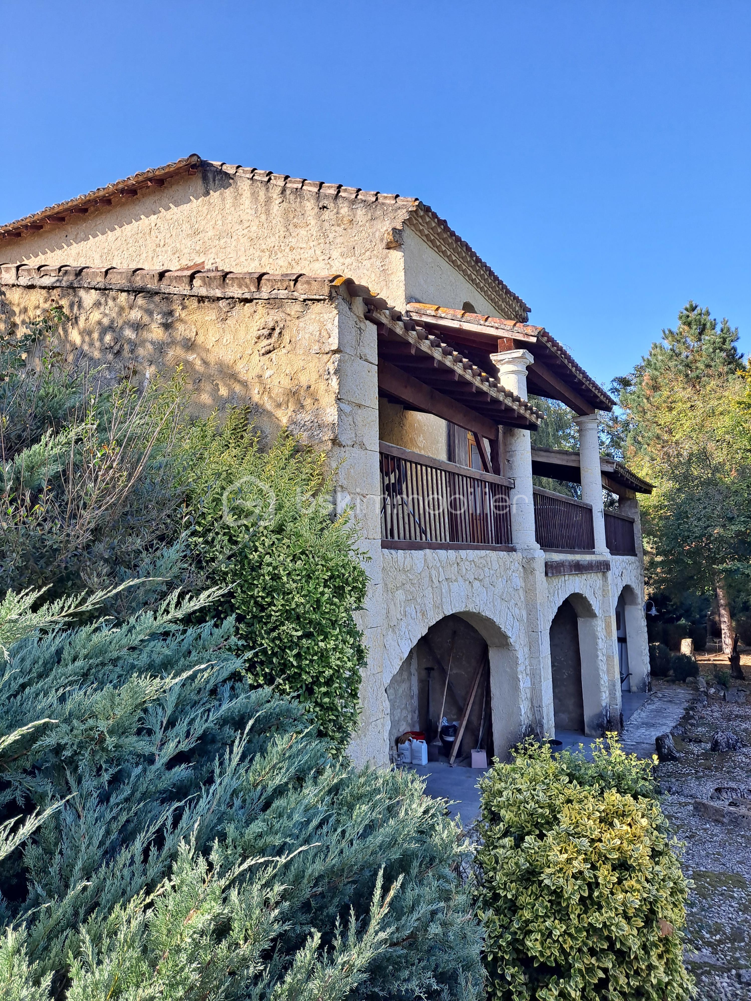 Demeure de 283 m² - 21 Belle Maison Gers jardin lac piscine (81).jpg