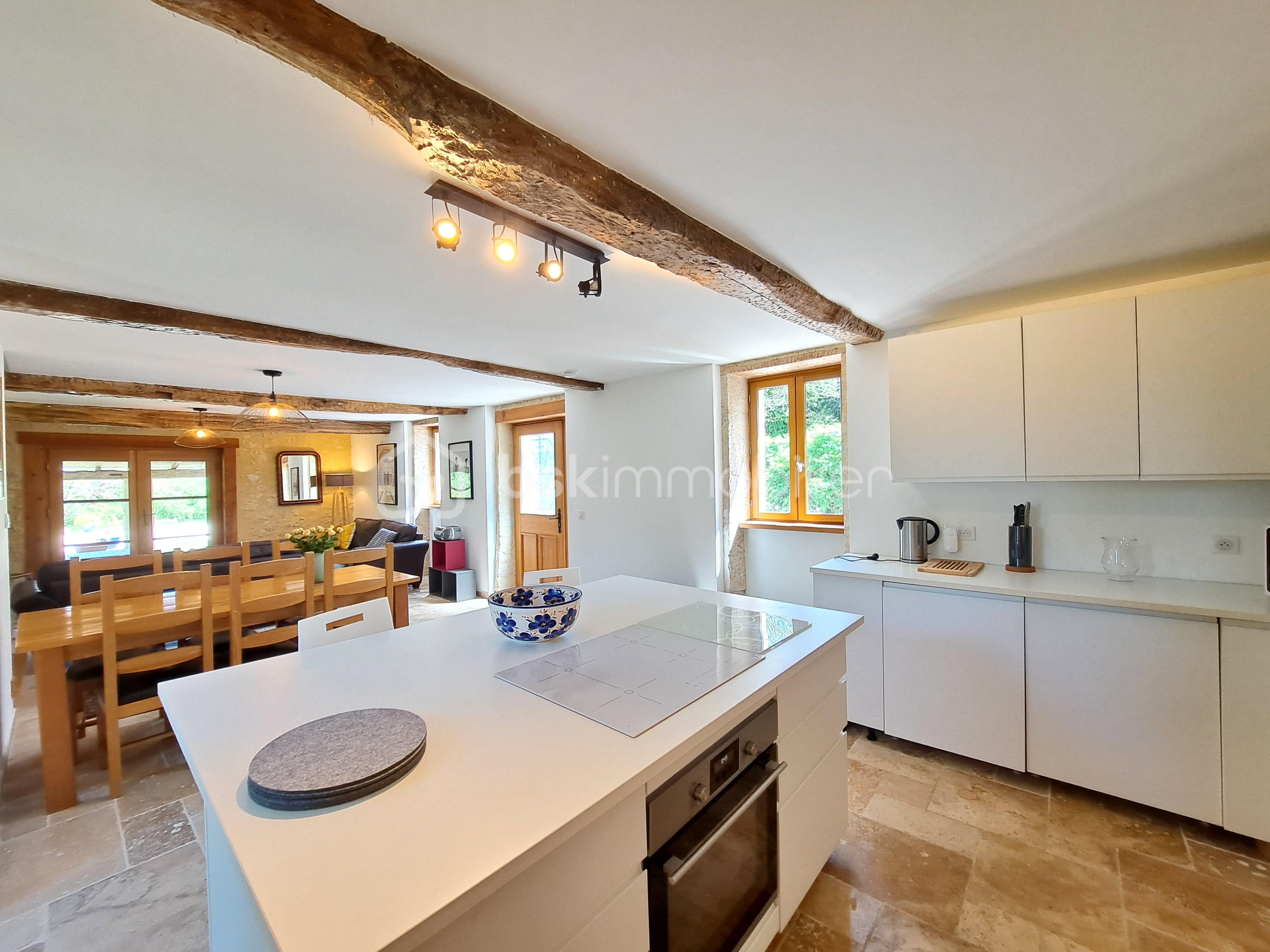 Demeure de 283 m² - 14 Belle Maison Gers gascony piscine jardin lac (80).jpg