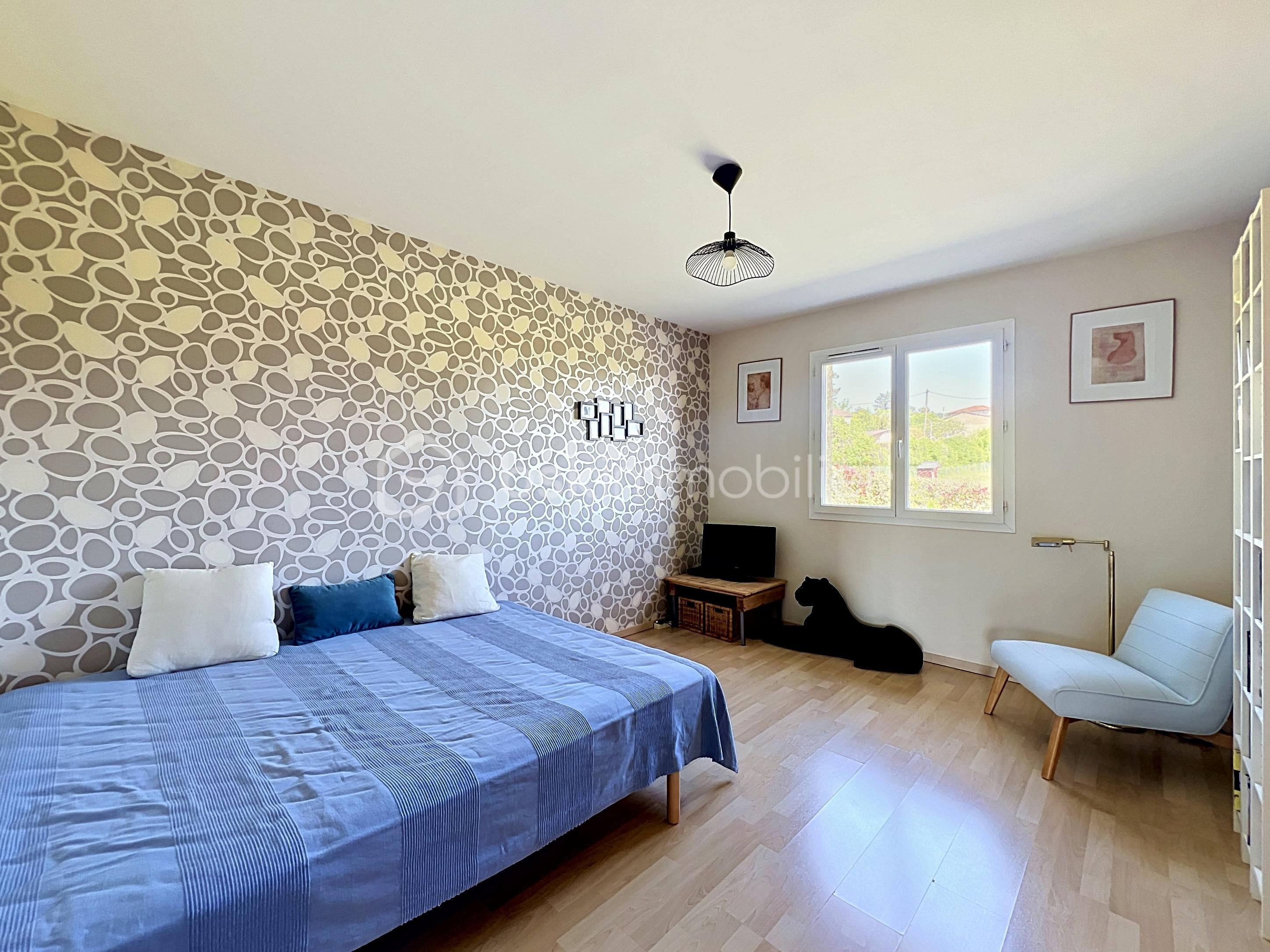 8 Chambre Lucenay.jpg