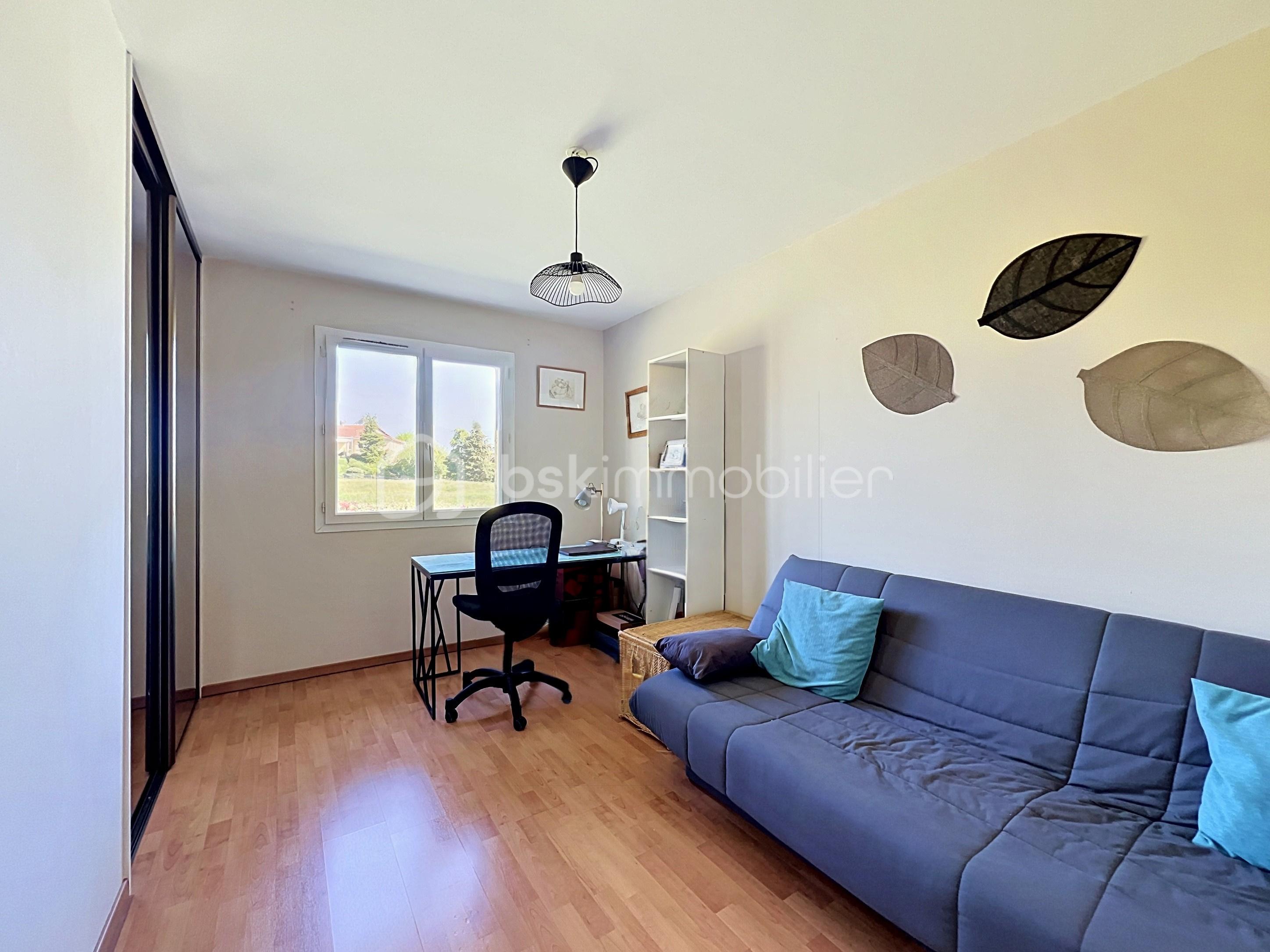 9 Chambre lucenay.jpg
