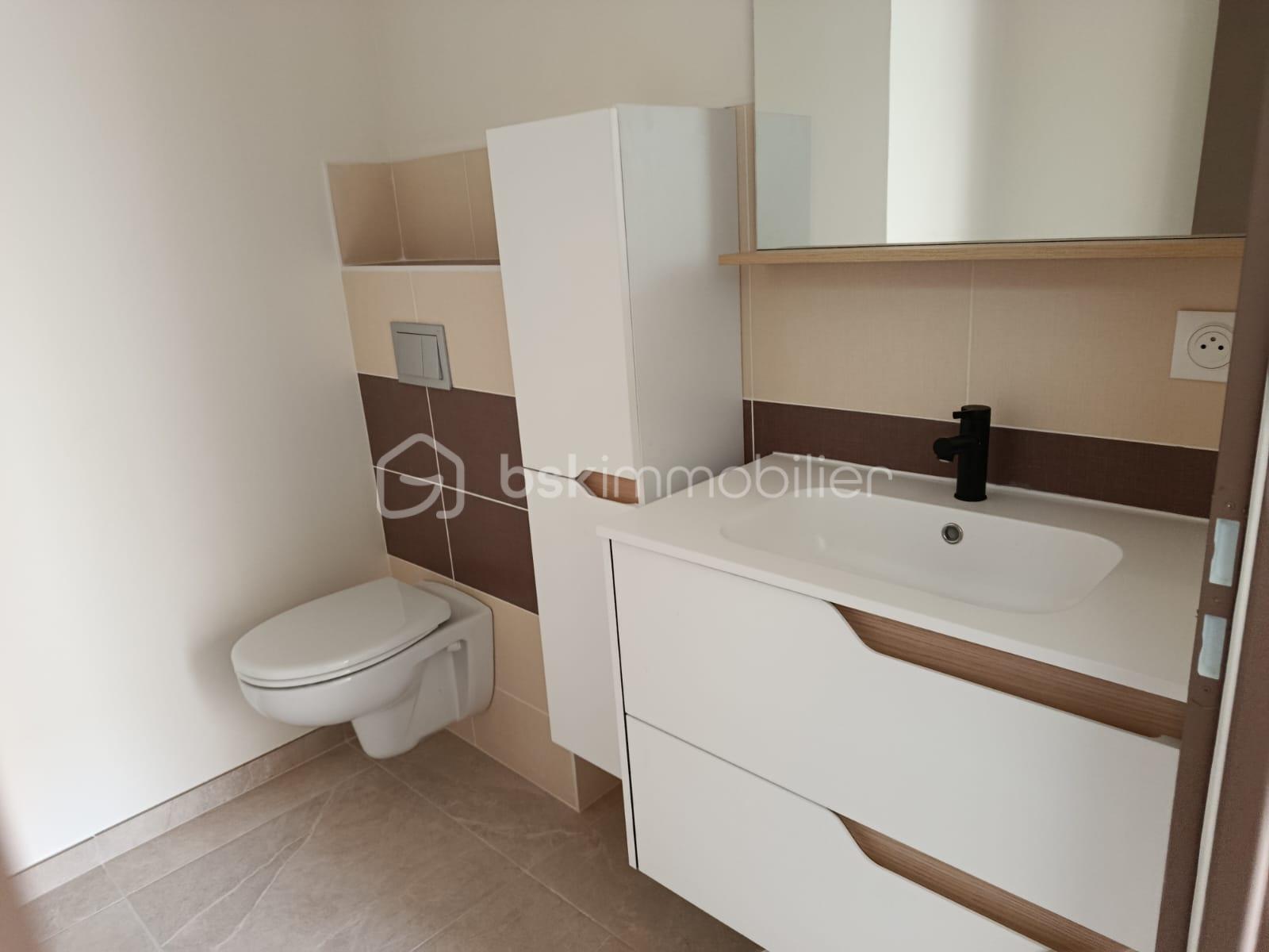 Maison de ville de 90 m² - WhatsApp Image 2025-11-23 at 22.17.46 (2).jpeg