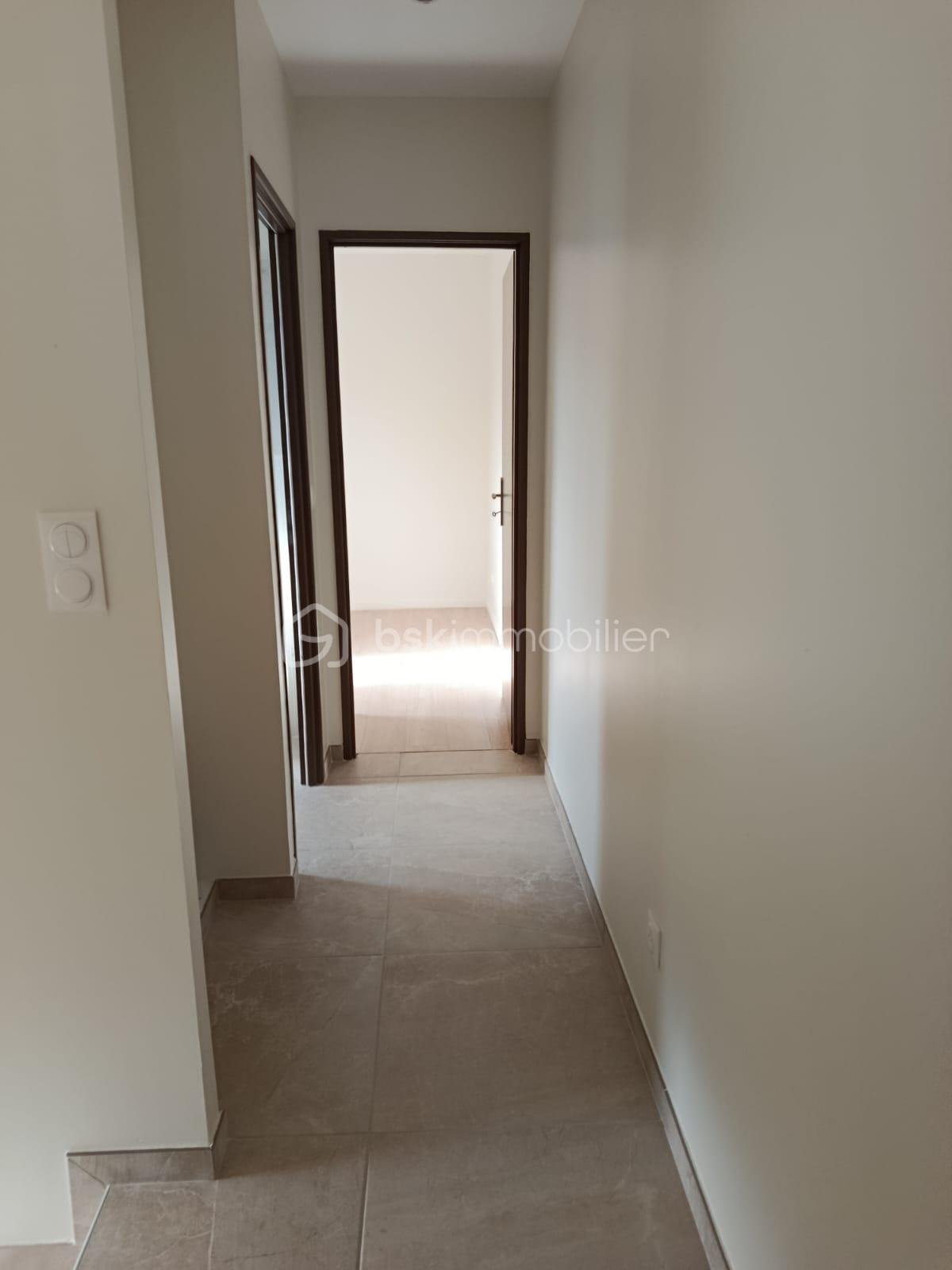 Maison de ville de 90 m² - WhatsApp Image 2025-11-23 at 22.17.45 (2).jpeg