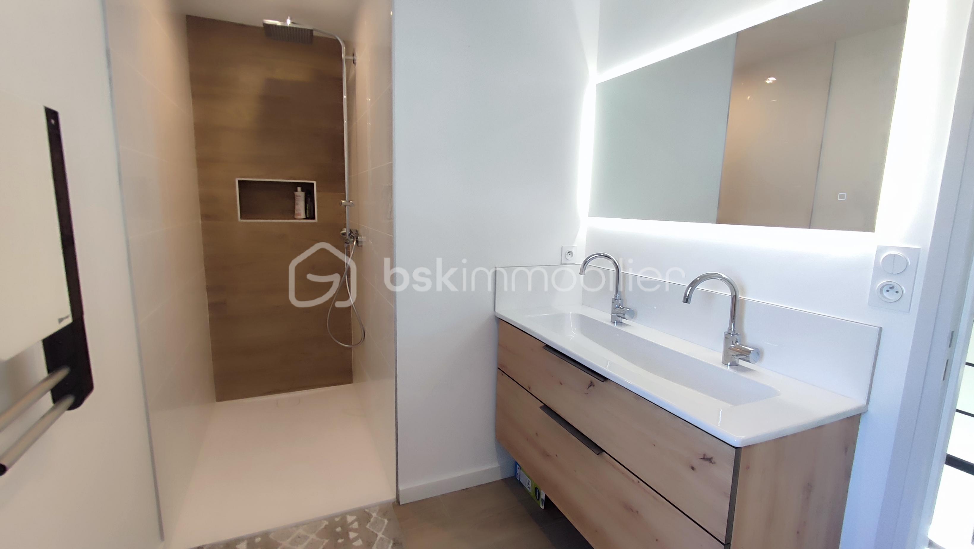 Maison contemporaine de 141 m² - 1759328429936.jpg
