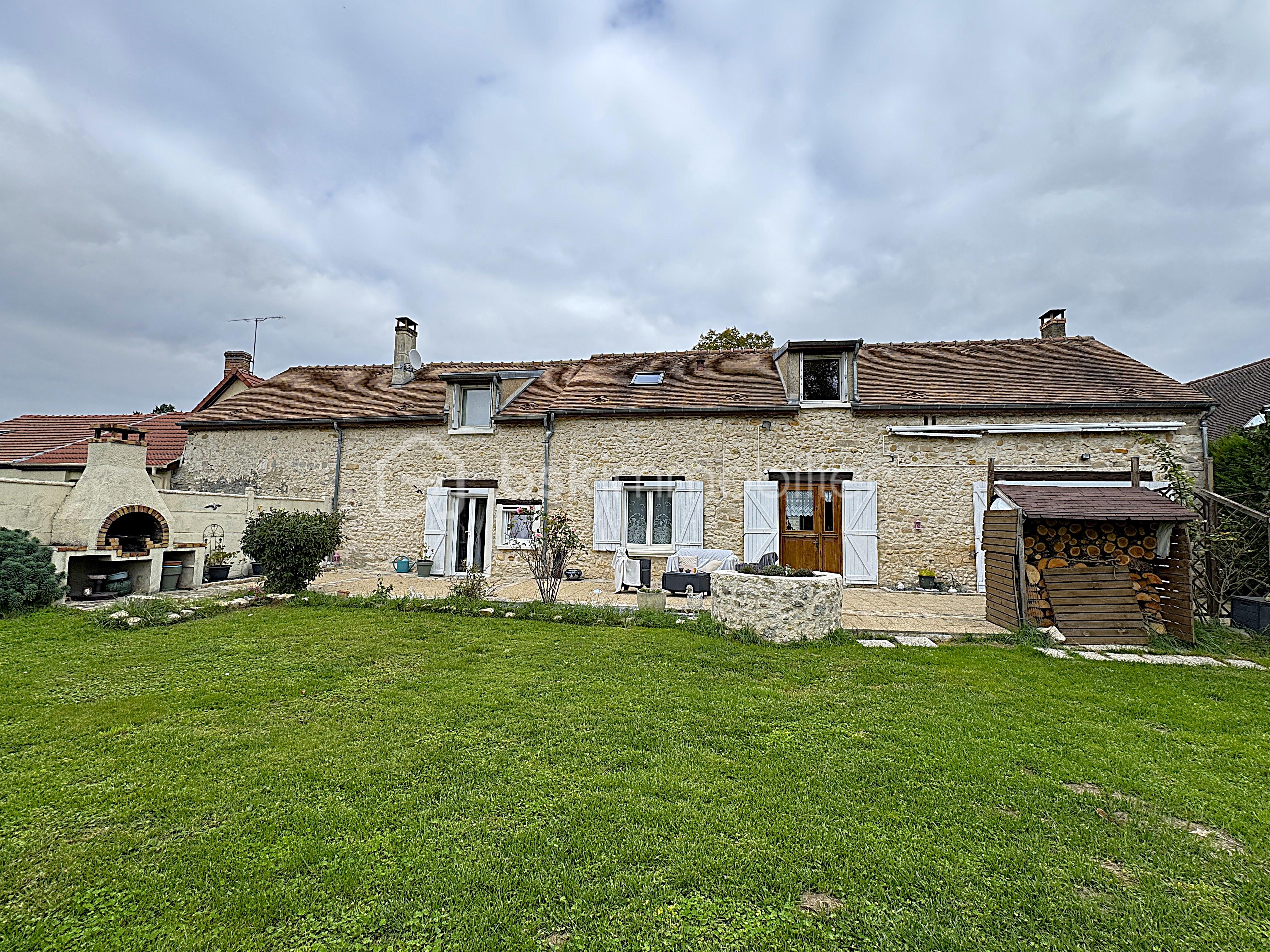 Maison longere de 155 m²
