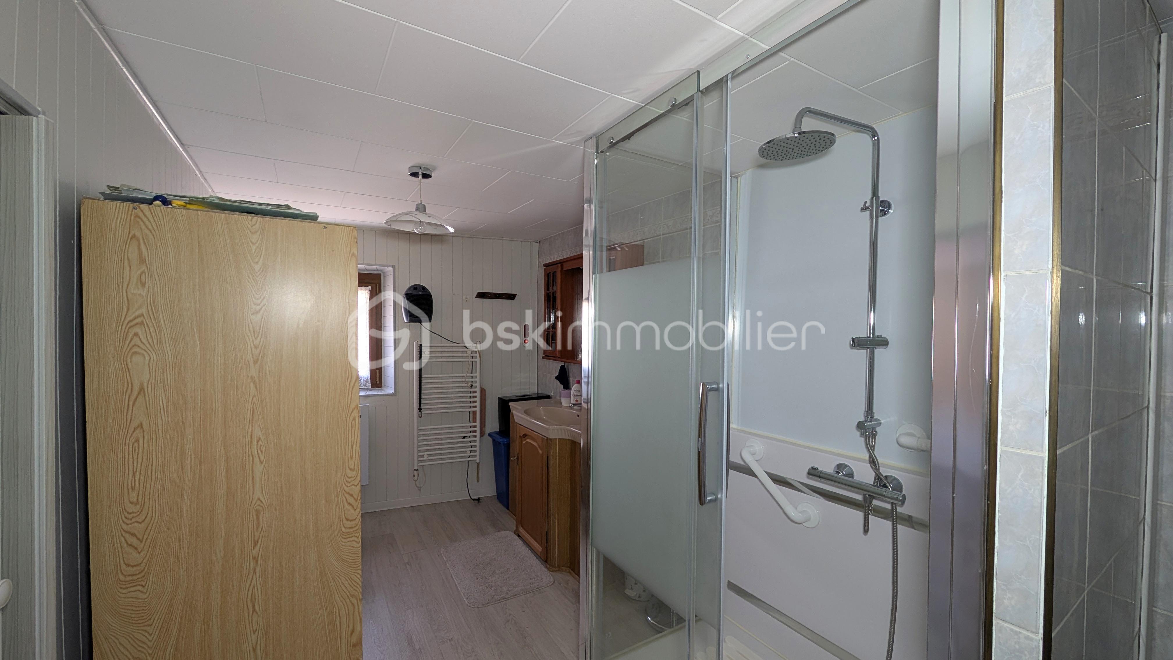 Salle d'eau ok.jpg