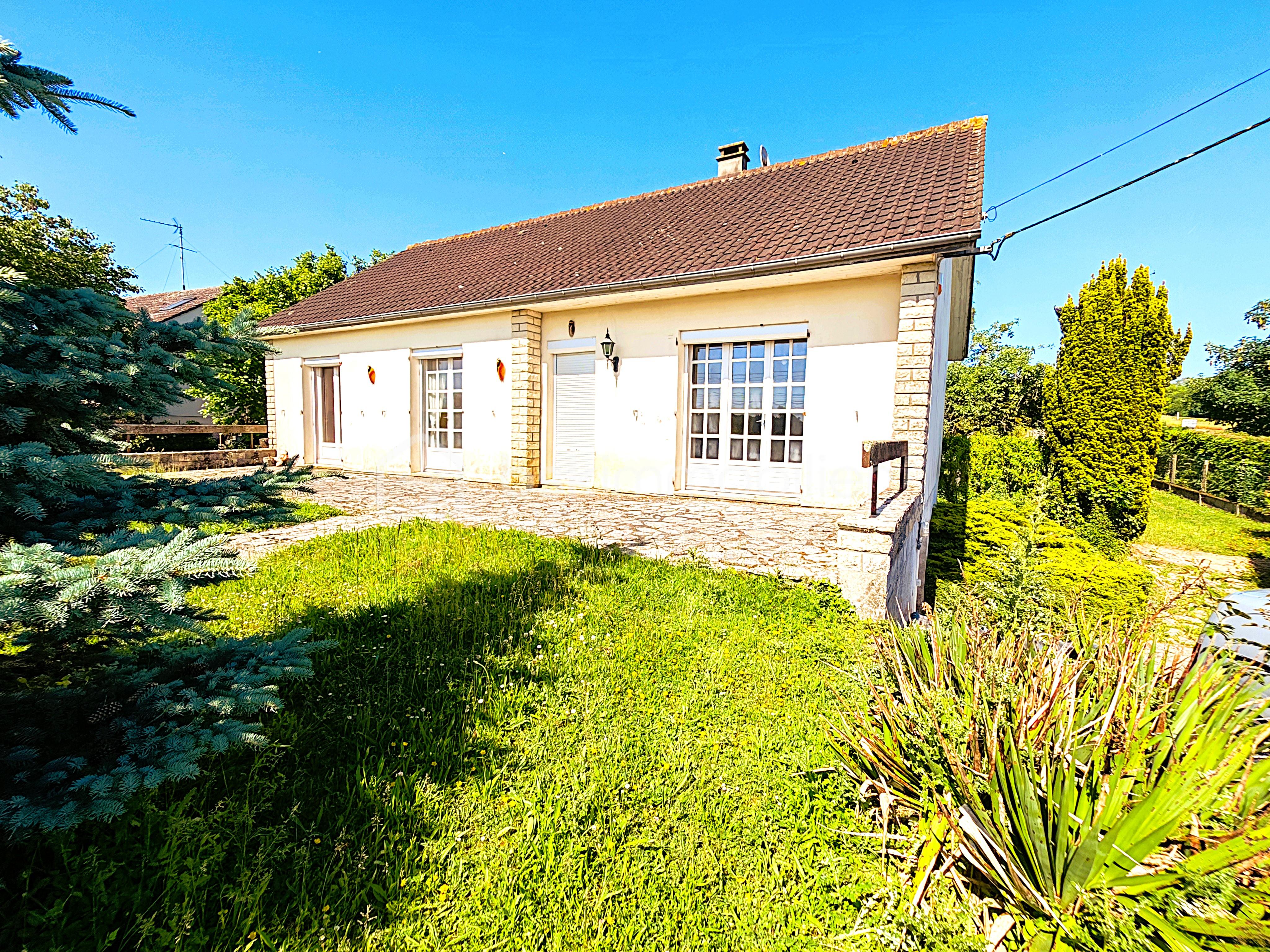 Maison traditionnelle de 100 m² - BENOIST 18.jpg