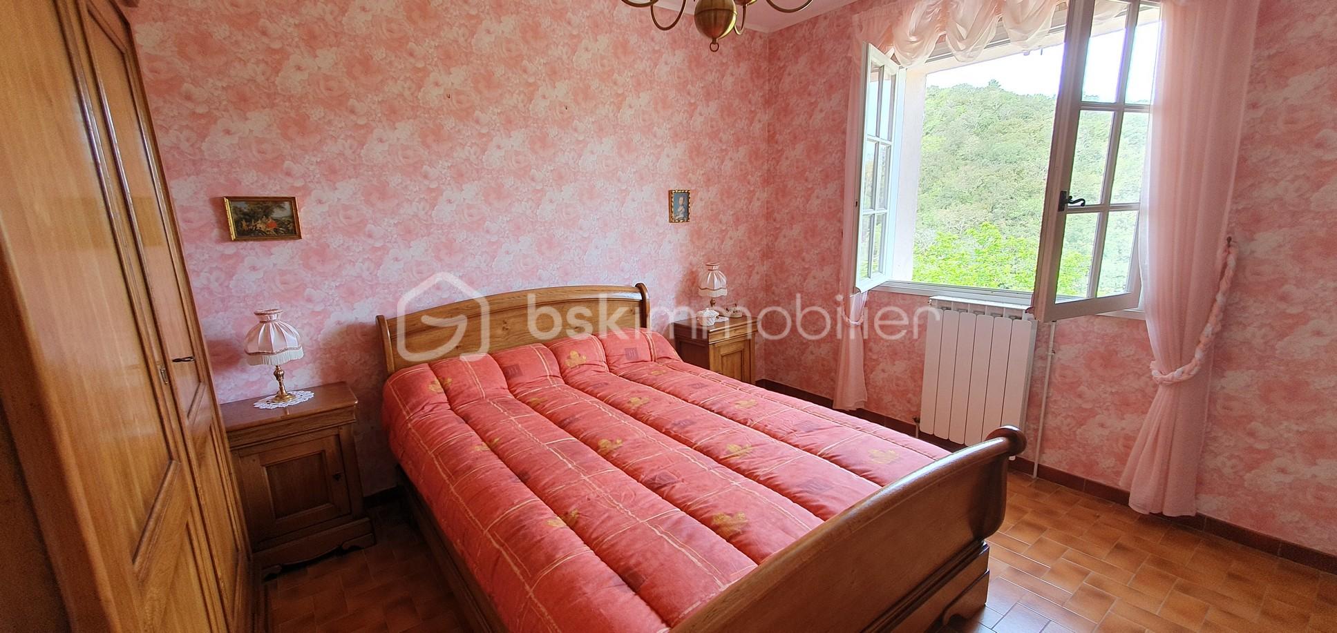 Villa de 179 m² - 0008 Chambre 2 R+1.jpg