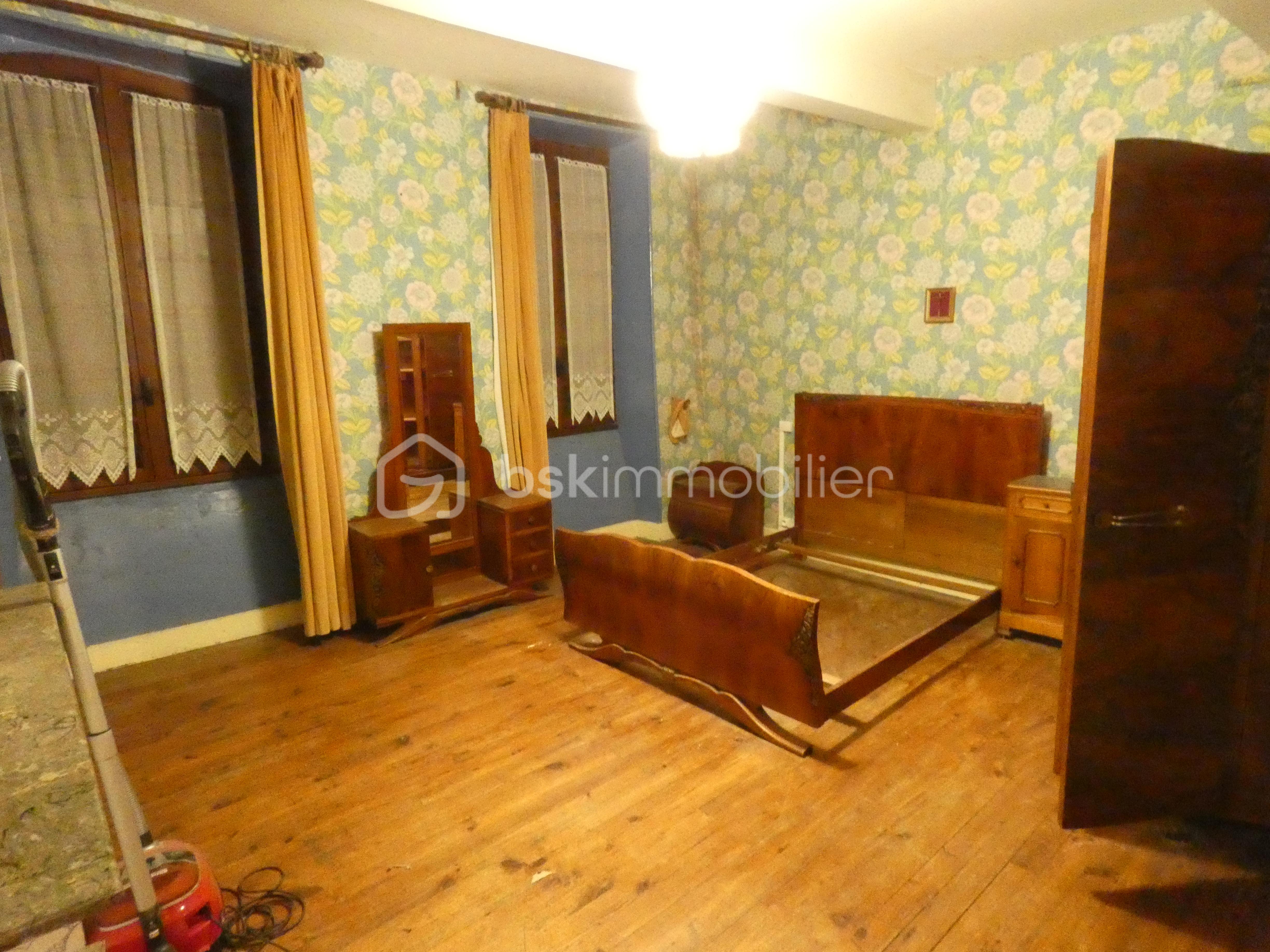 Immeuble commercial de 115 m² - P1020843.JPG