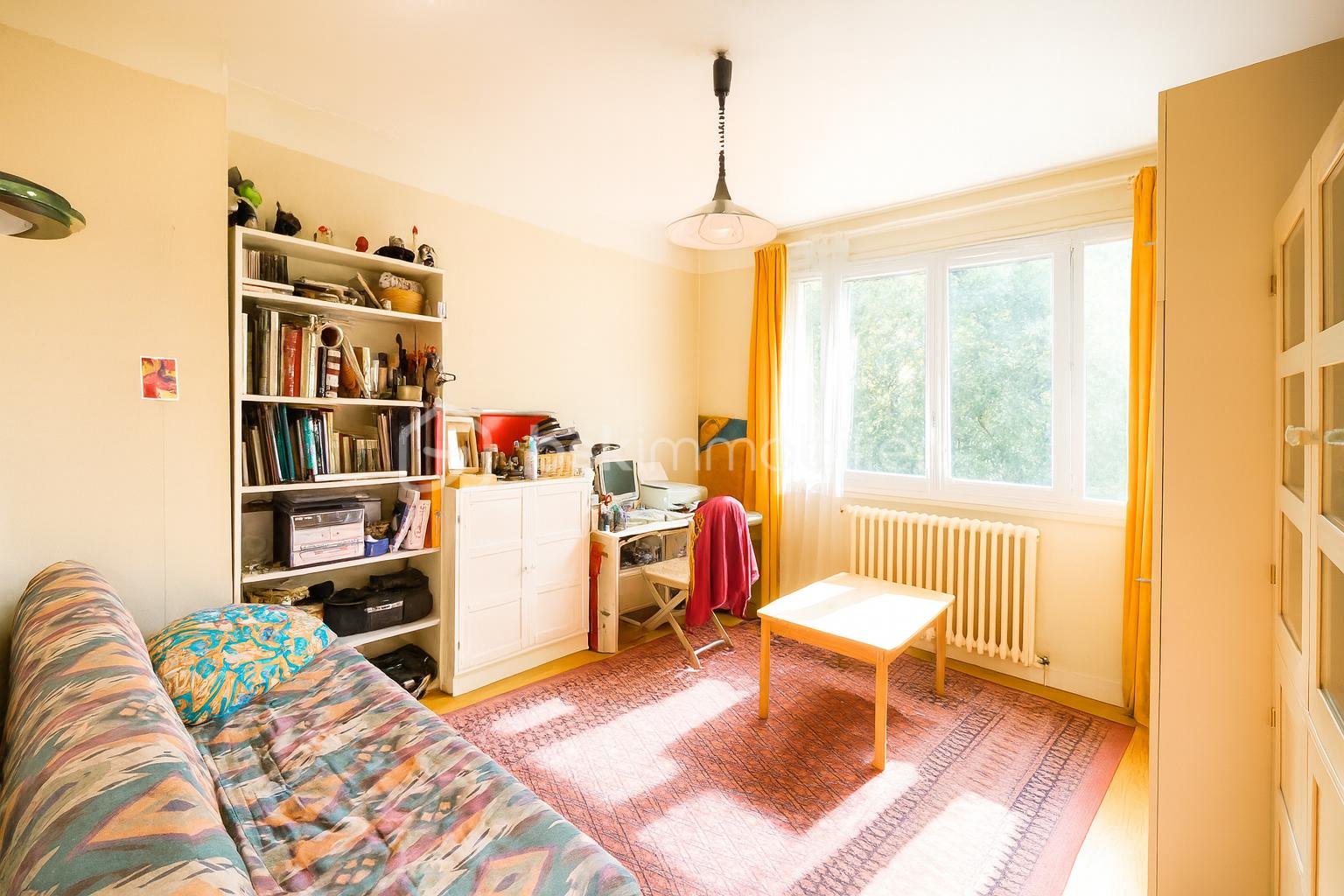 Maison traditionnelle de 135 m² - BC0B9BD6-E696-4DFD-B9E9-079A48949873.png