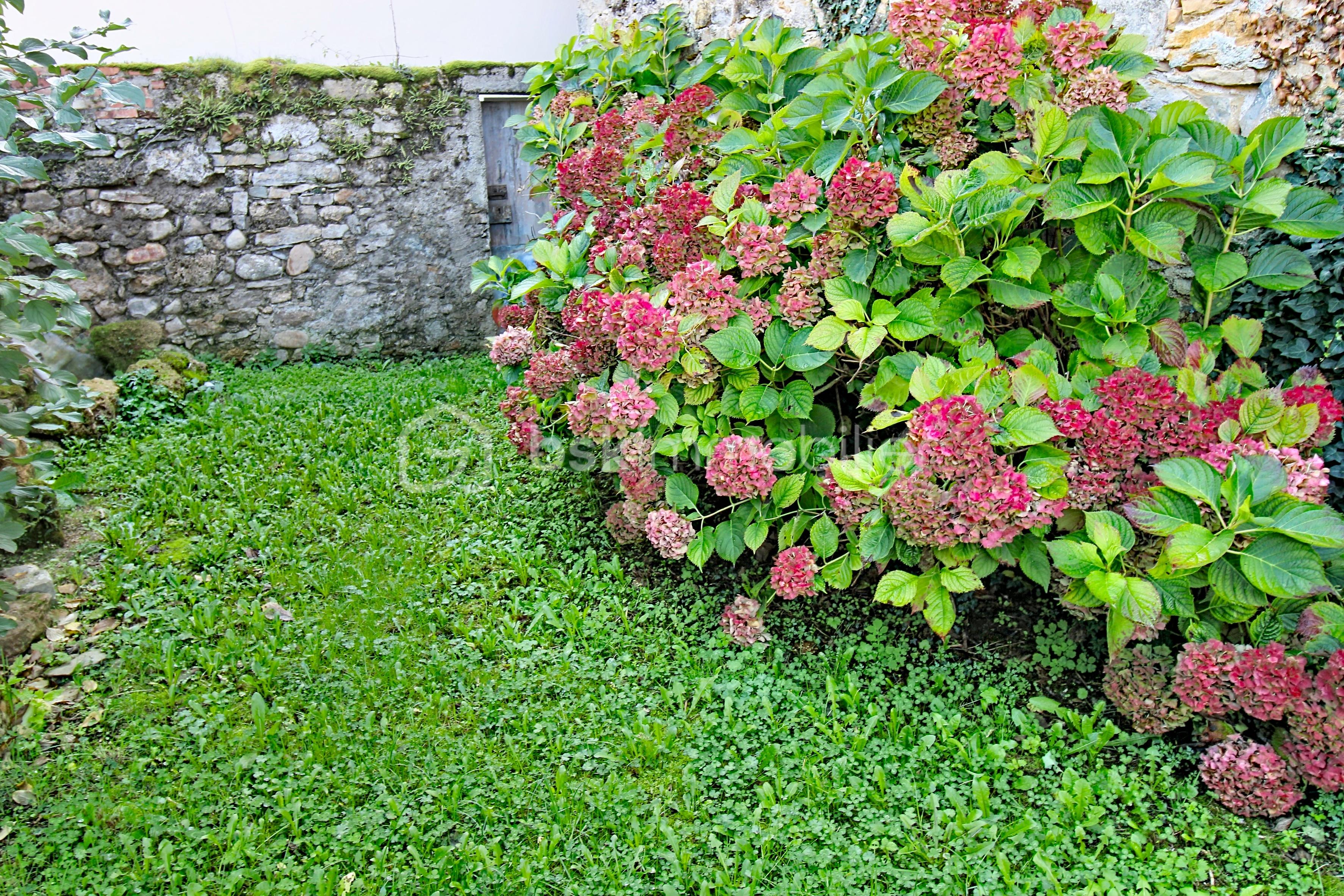 Maison en pierre de 120 m²