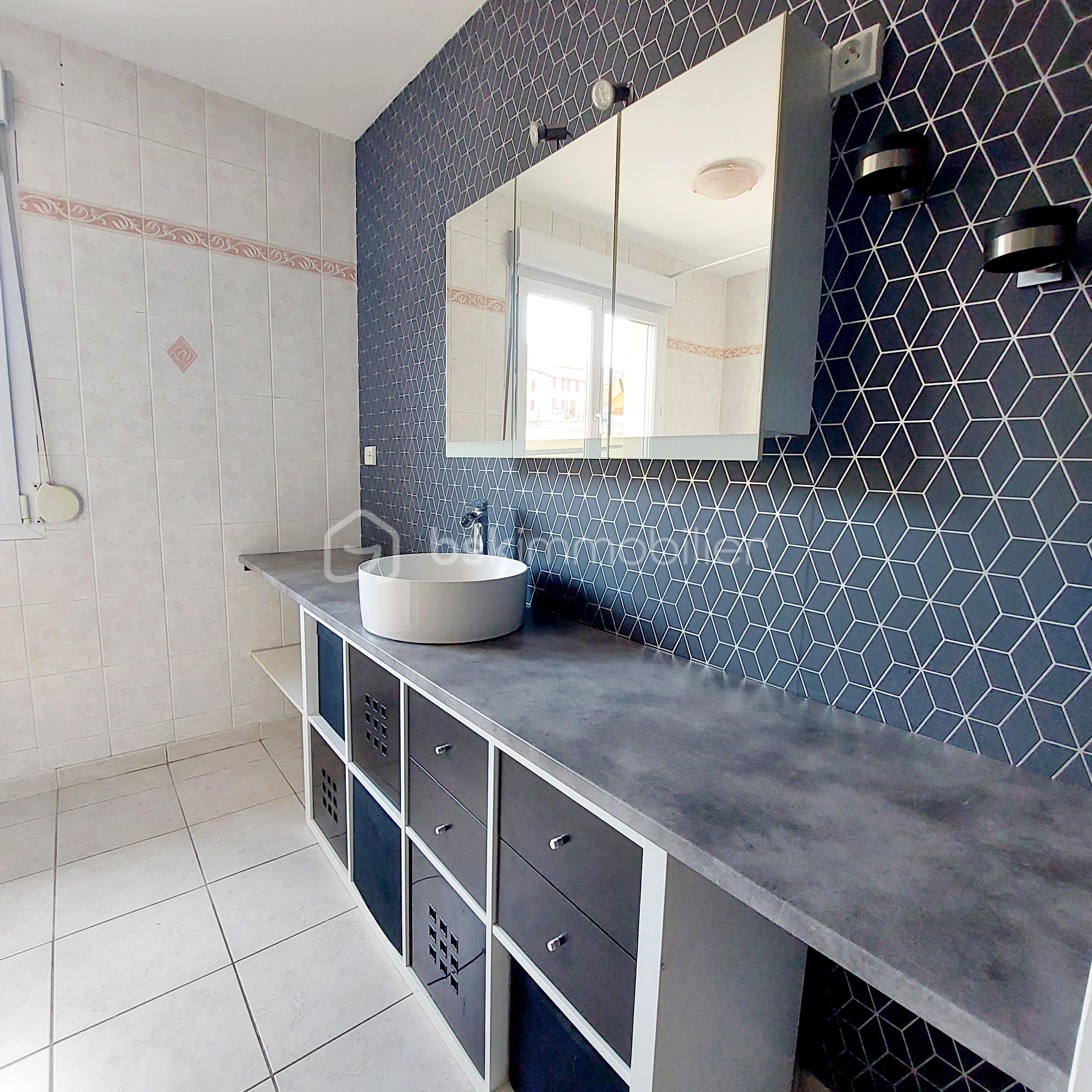 salle de bain lavabo.jpg