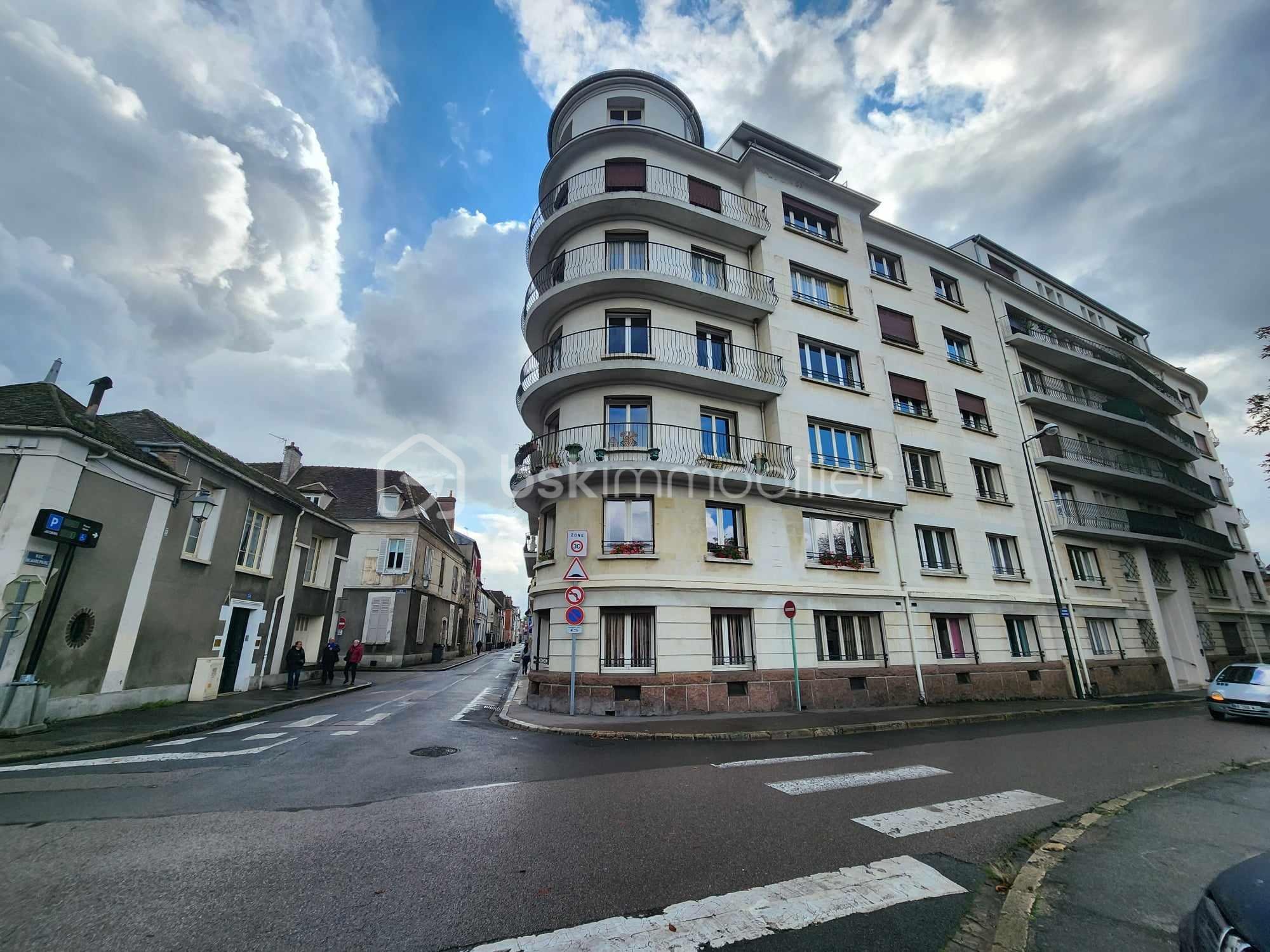 Appartement de 111 m² - 462544162_861575722845874_6304514429091357010_n (1).jpg