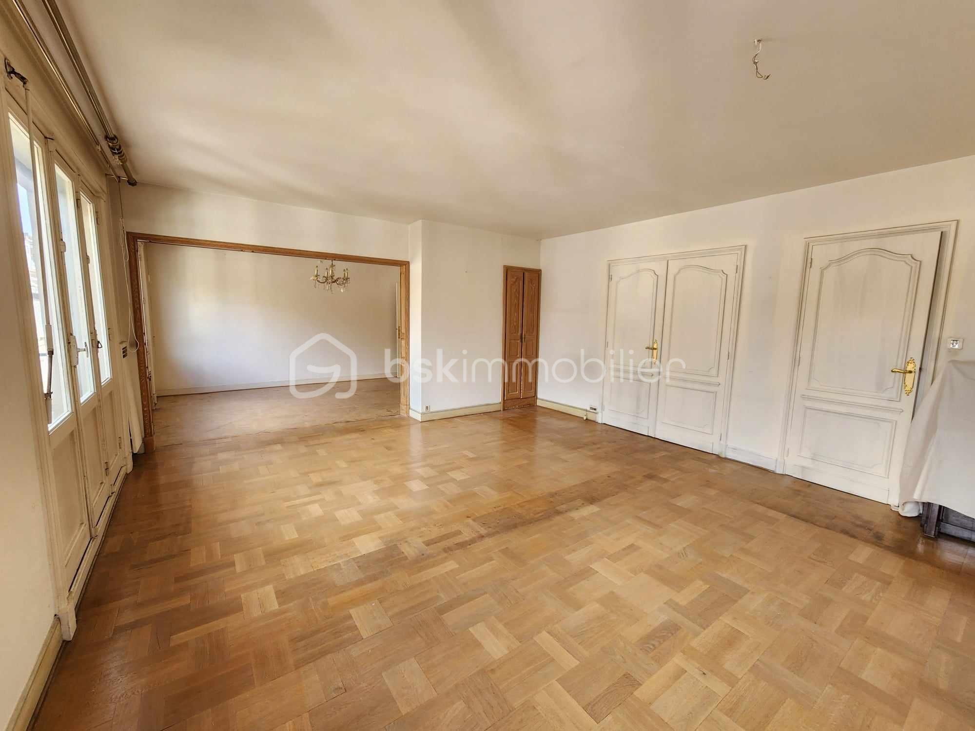 Appartement de 111 m² - 462545913_575625701753944_3166650052249602007_n.jpg