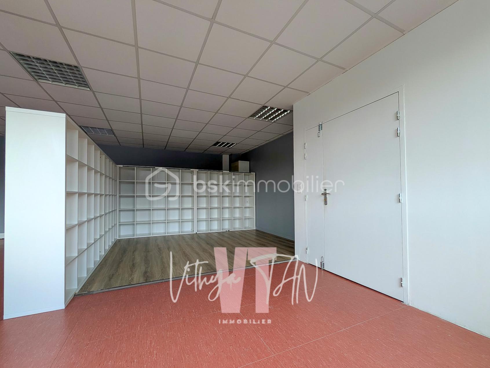 BUREAU-8.jpg