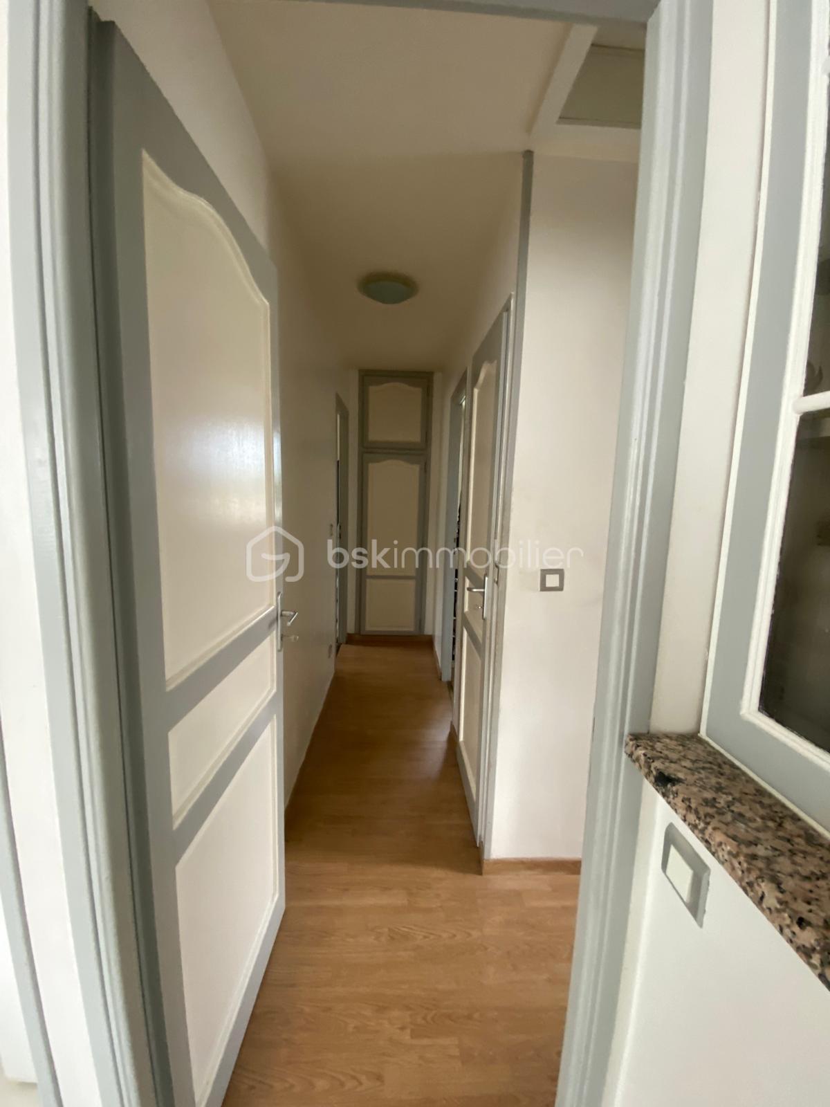 Maison de 124,74 m² - WhatsApp Image 2025-10-09 à 10.50.00_f663fff8.jpg