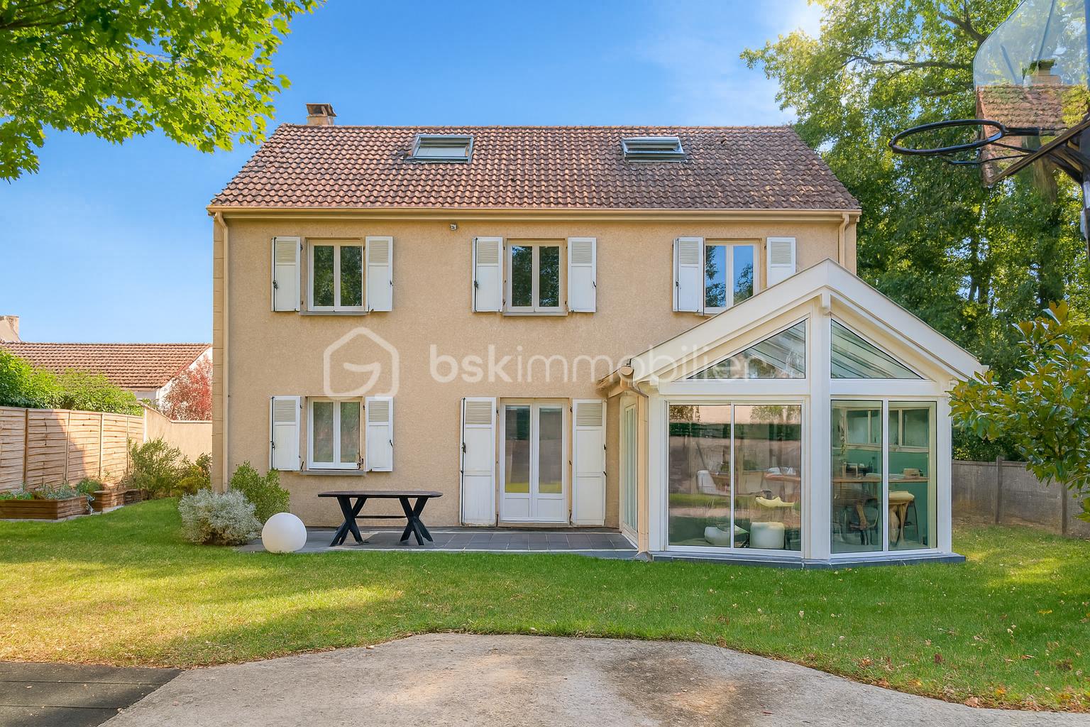 Maison de 201 m² - F8895D9C-71CD-4200-ABA3-4F6A24D2A338.png