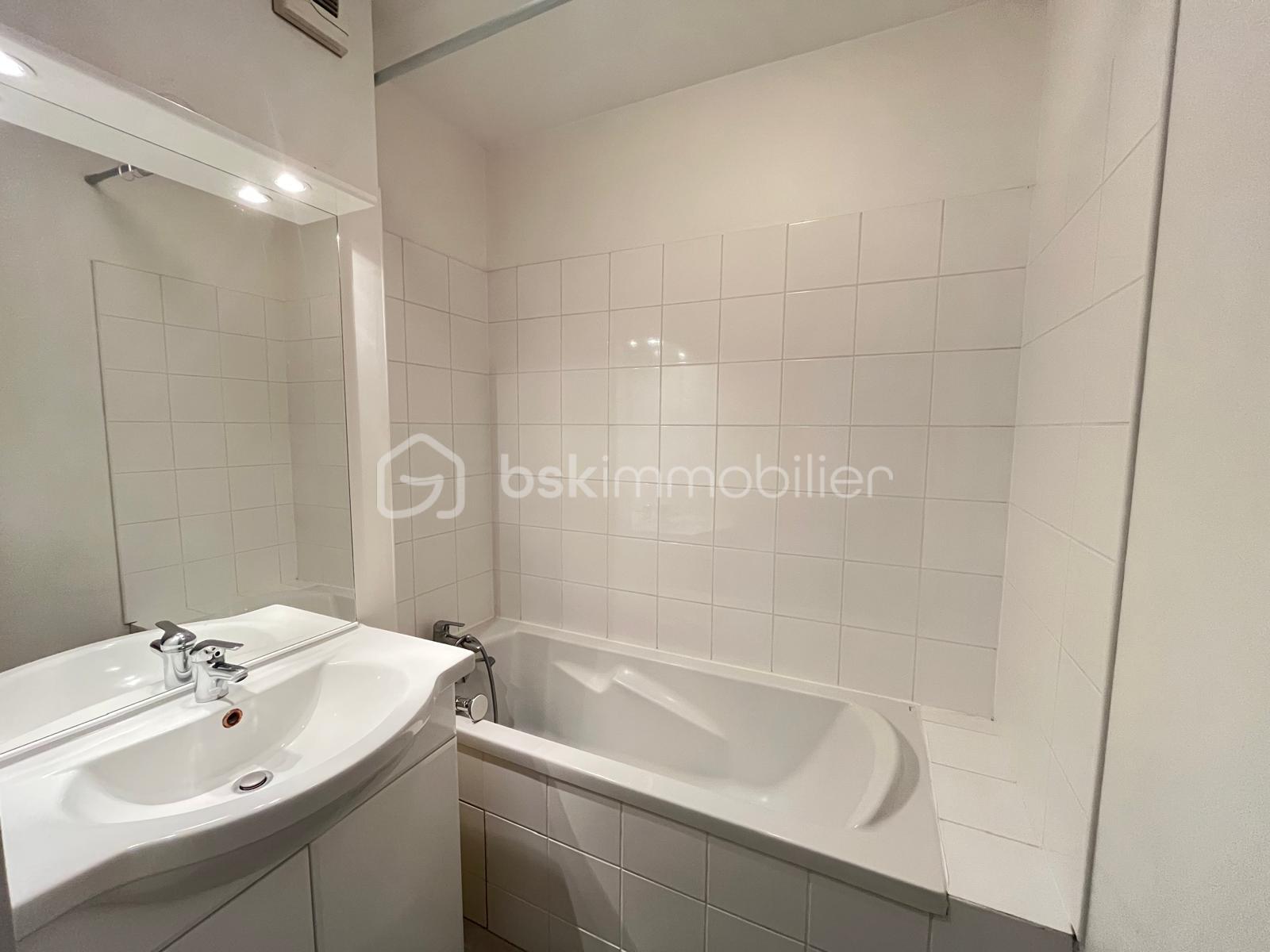 Maison de ville de 97,18 m² - WhatsApp Image 2025-11-19 at 10.06.52 (6).jpeg