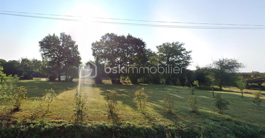 Terrain de 1 170 m²