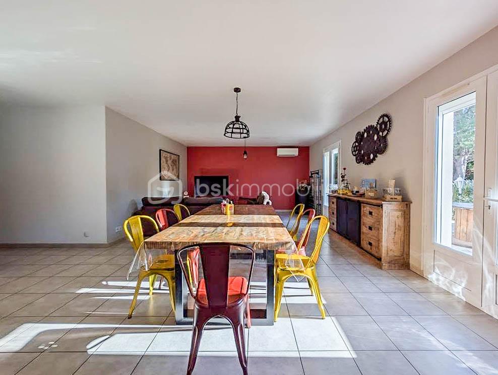 Maison contemporaine de 105 m² - 584966843_10224549392922656_1501239724624072618_n.jpg